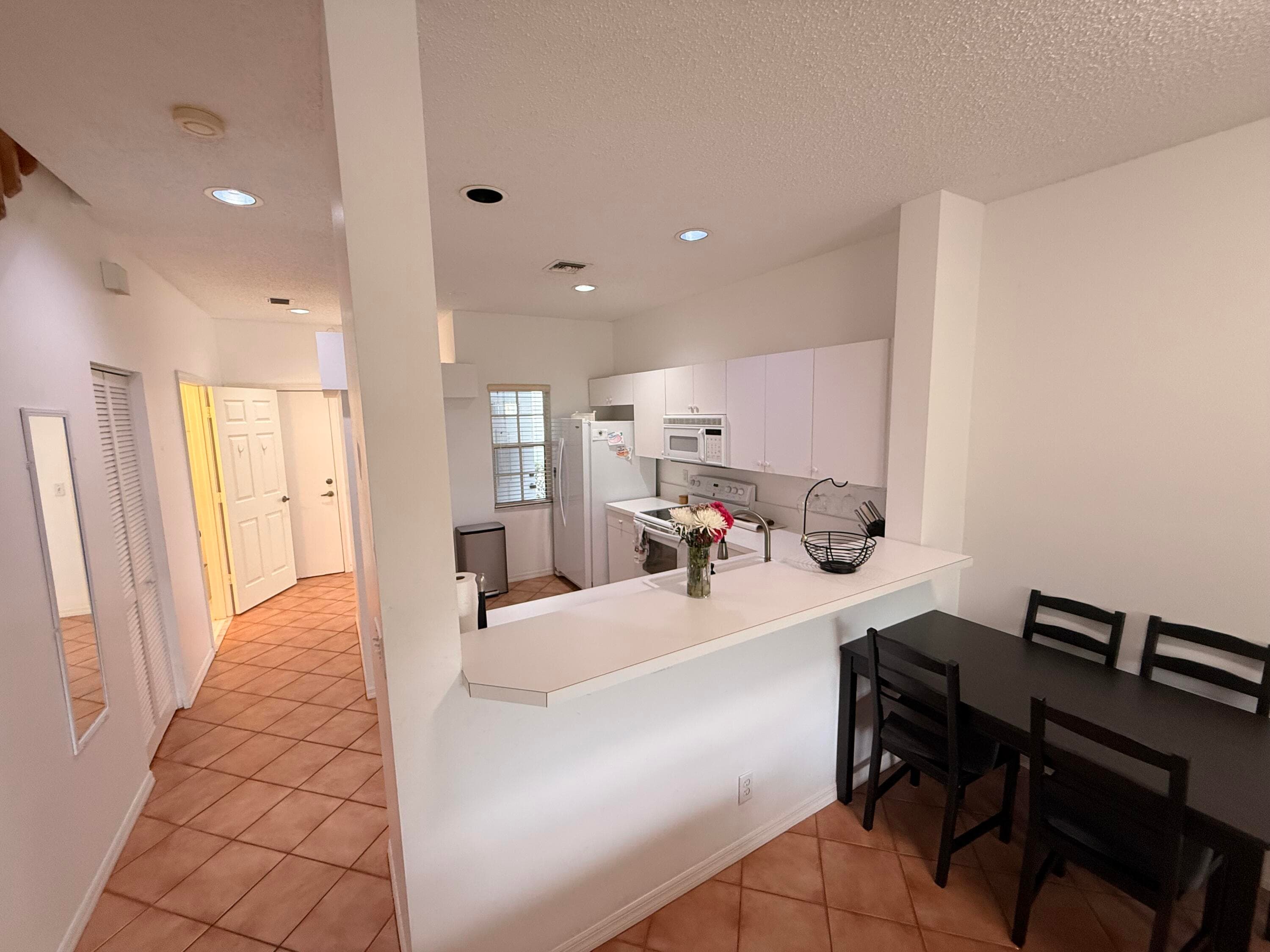 5121 Sabal Gardens Lane 2, Boca Raton, FL 33487 — photo 7 of 25