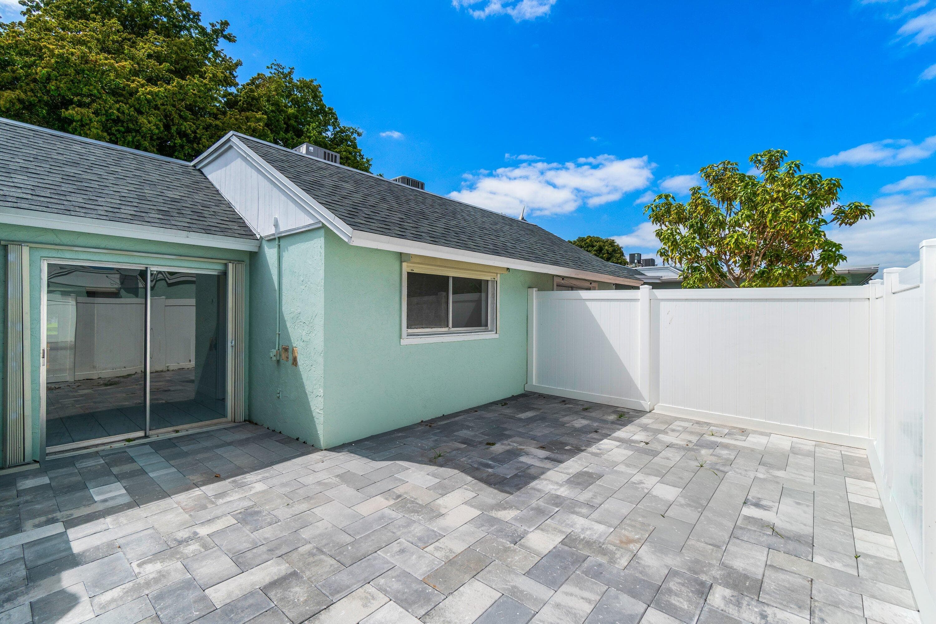 9162 SW 5th Street A, Boca Raton, FL 33428 — photo 2 of 36