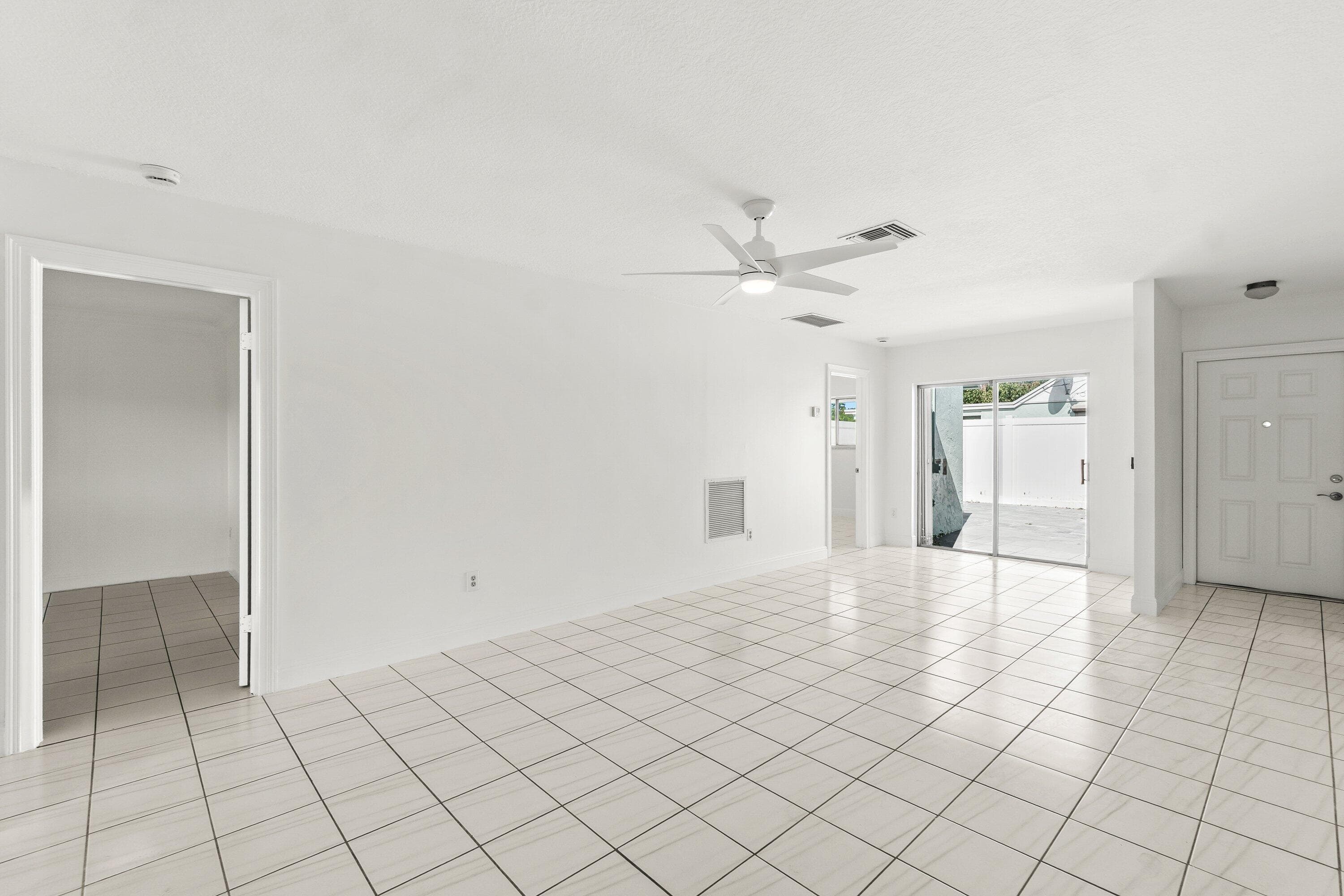 9162 SW 5th Street A, Boca Raton, FL 33428 — photo 10 of 36