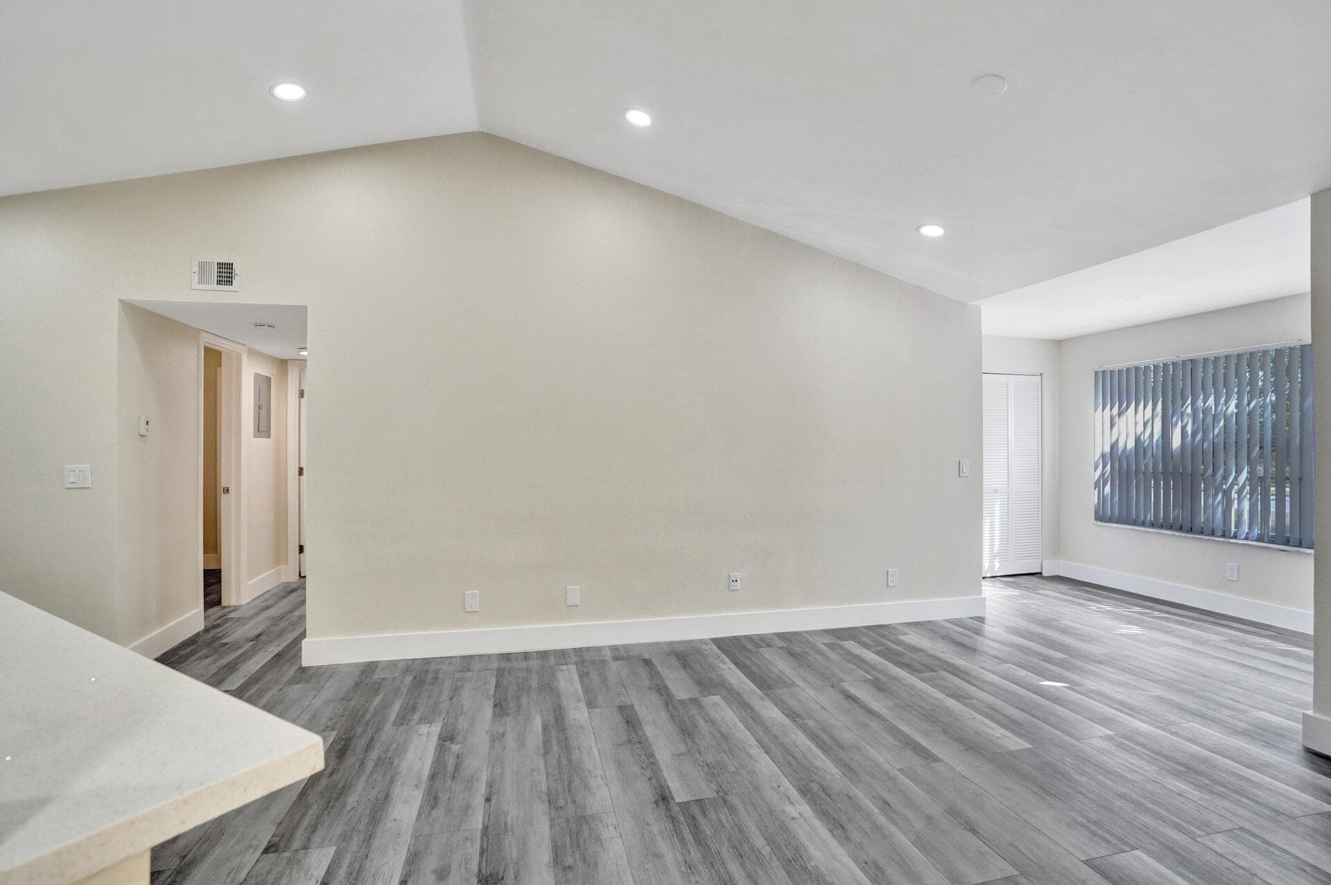 595 Vista Isles Drive 1925, Sunrise, FL 33325 — photo 25 of 34