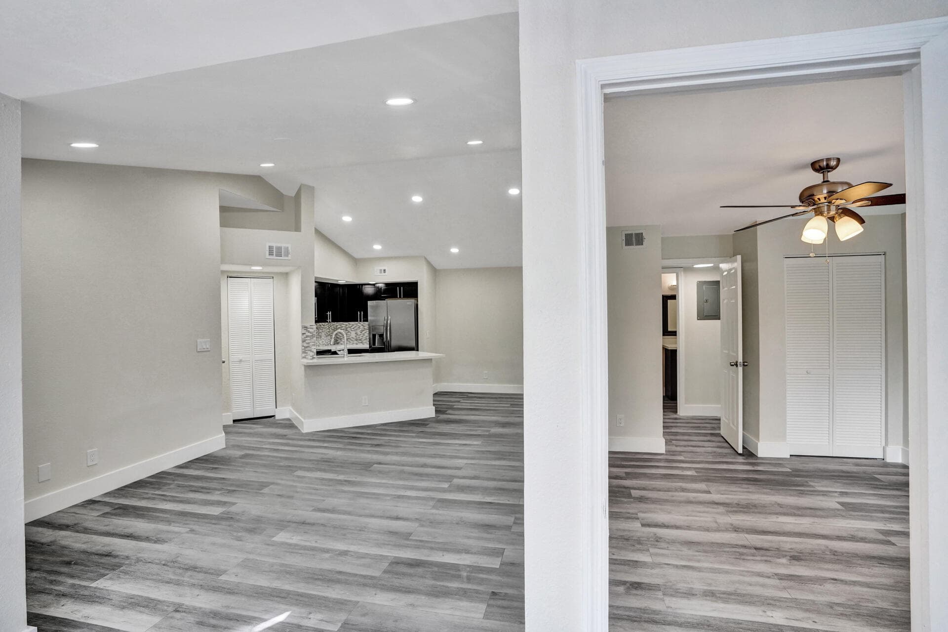 595 Vista Isles Drive 1925, Sunrise, FL 33325 — photo 8 of 34