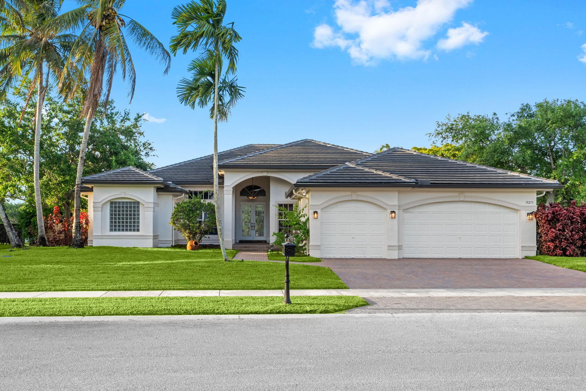 15273 SW 37th Street, Davie, FL 33331 — photo 4 of 86