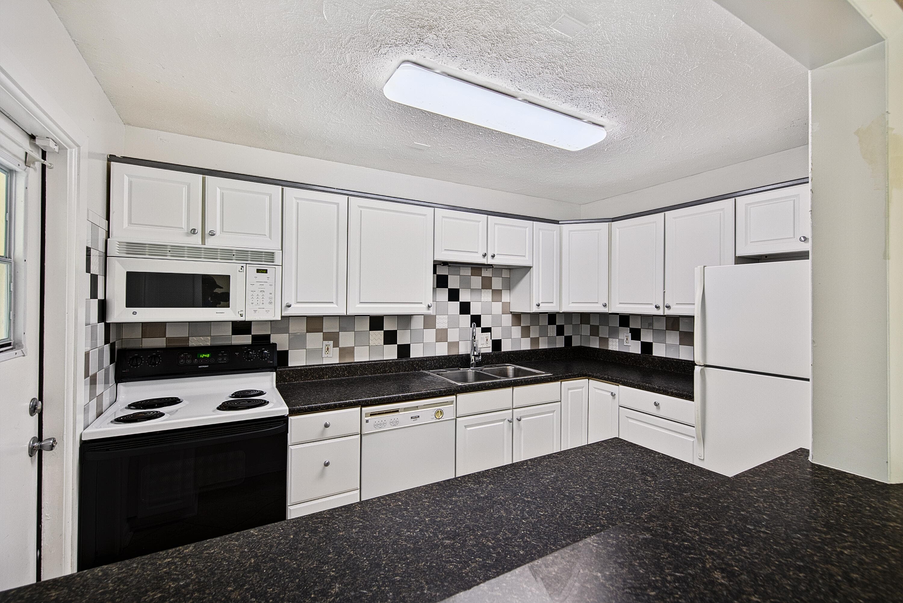 3004 NW 69th Court 1d, Fort Lauderdale, FL 33309 — photo 13 of 31