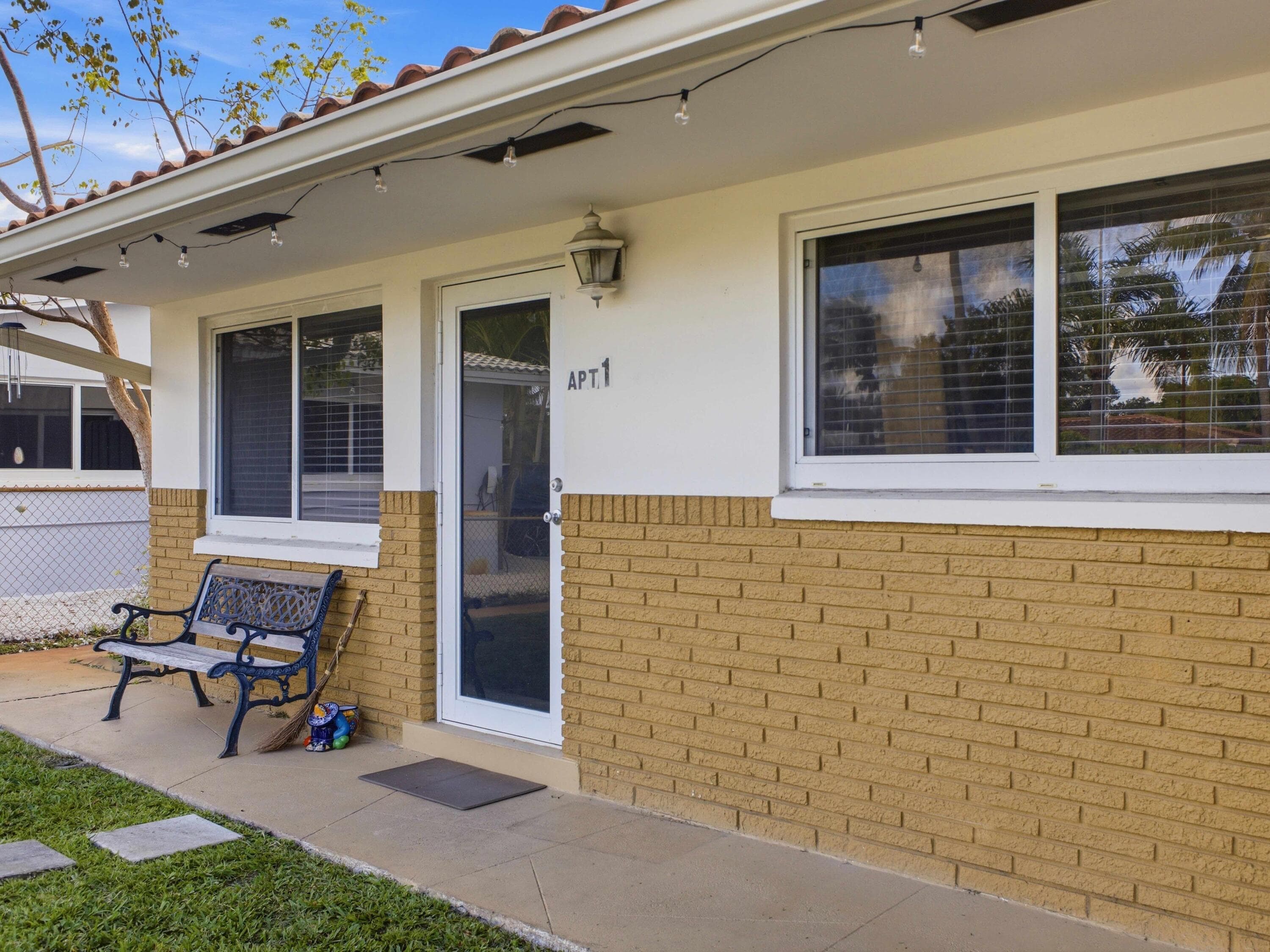 451 SE 1st Avenue A & B, Pompano Beach, FL 33060 — photo 5 of 55
