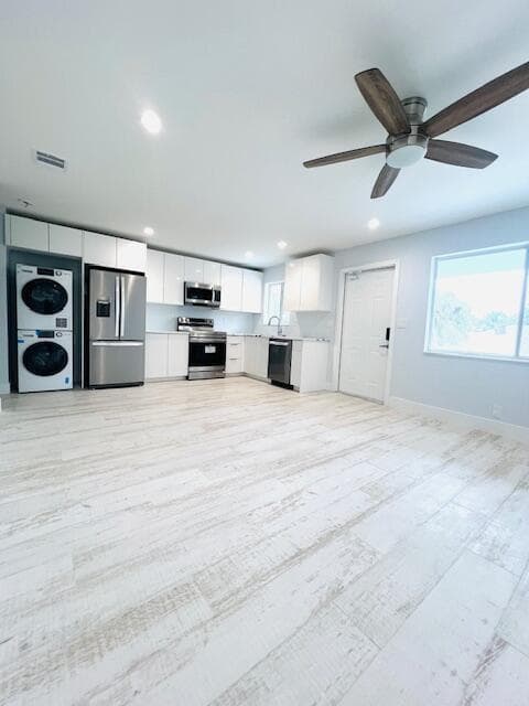 206 SE 1st Avenue 8, Delray Beach, FL 33444 — photo 1 of 11