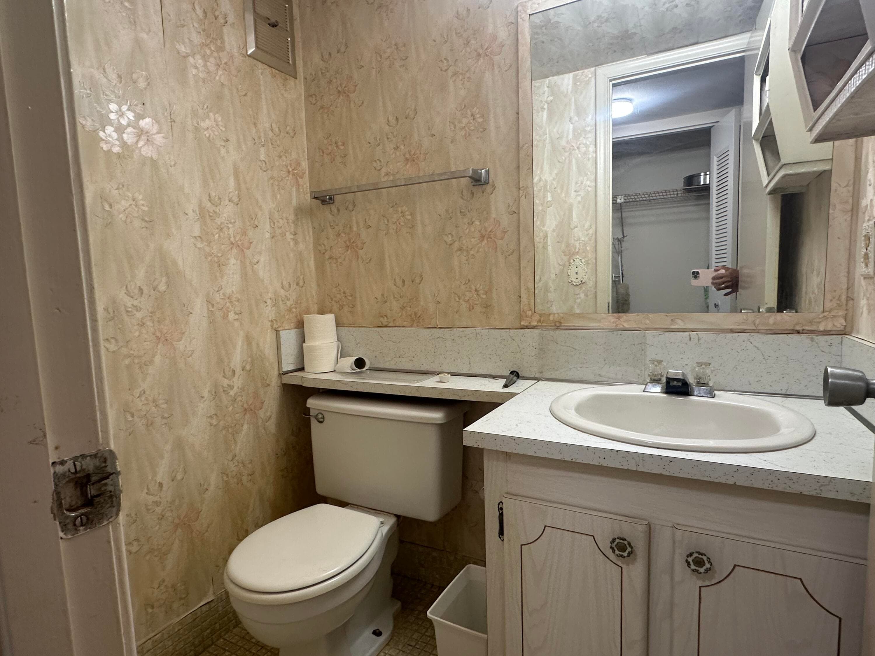72 Northampton D, West Palm Beach, FL 33417 — photo 9 of 16