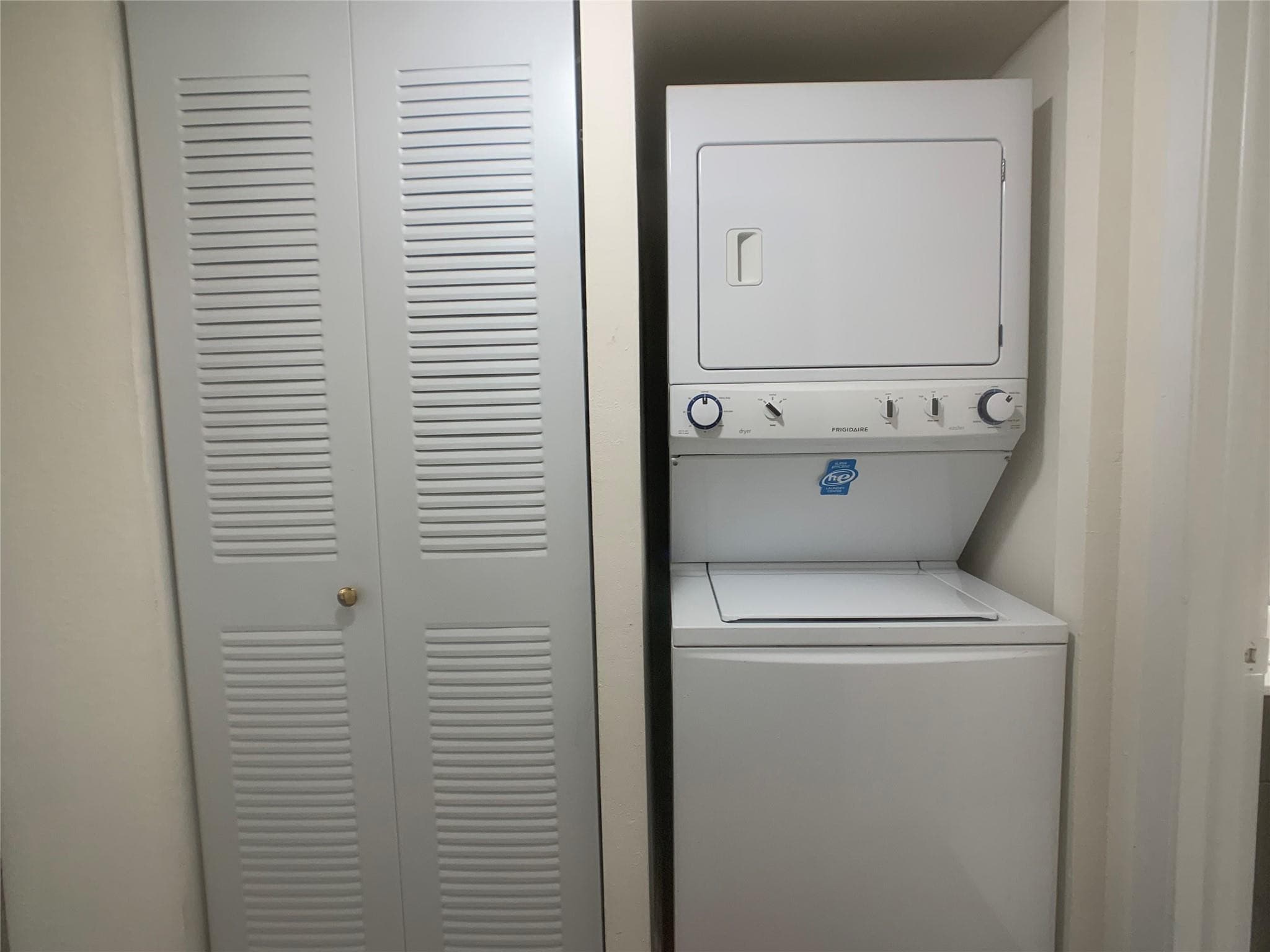 18335 NW 68 Avenue 790-104a, Hialeah, FL 33015 — photo 5 of 13