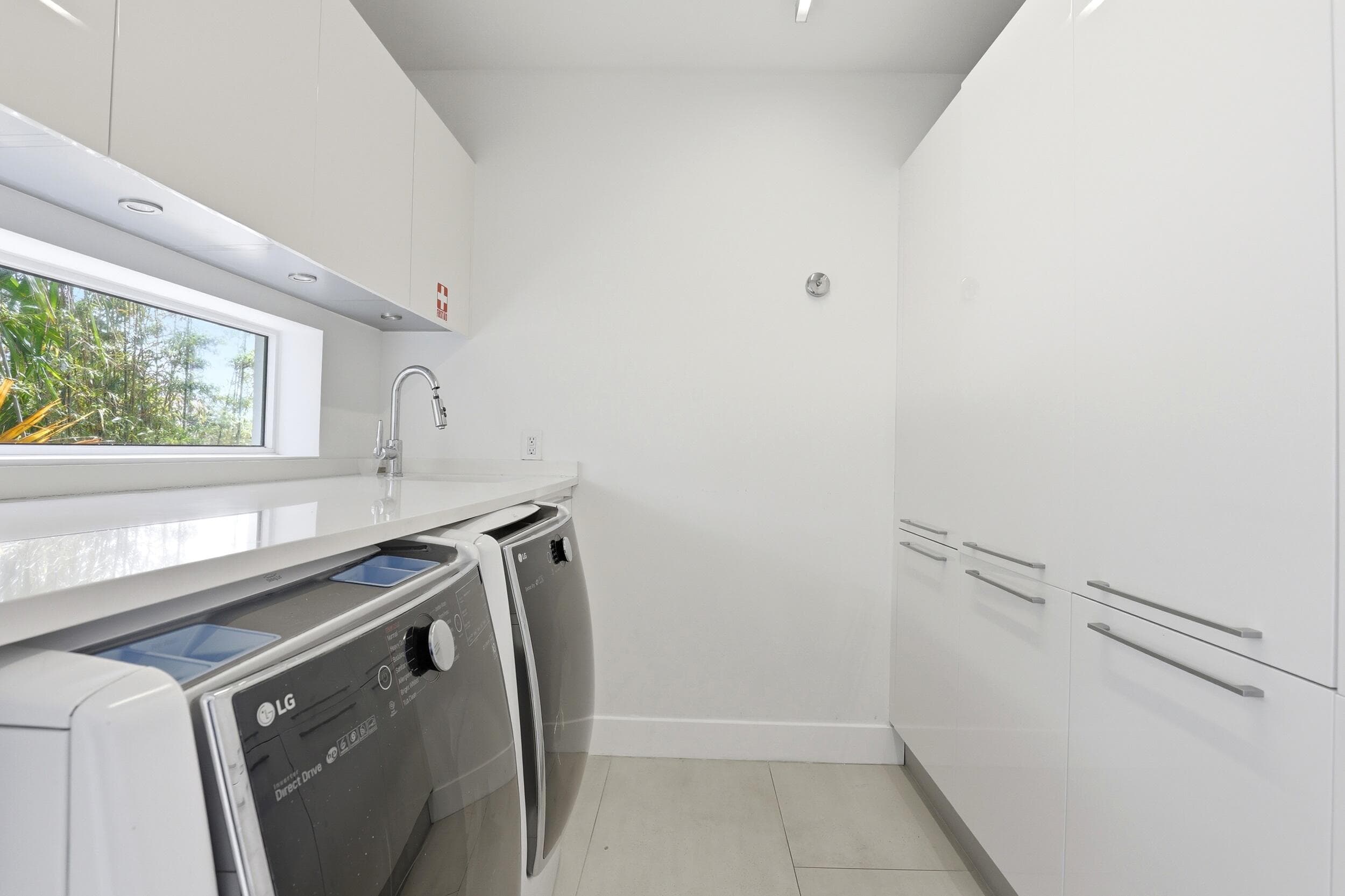 3017 N Atlantic Boulevard, Fort Lauderdale, FL 33308 — photo 25 of 53