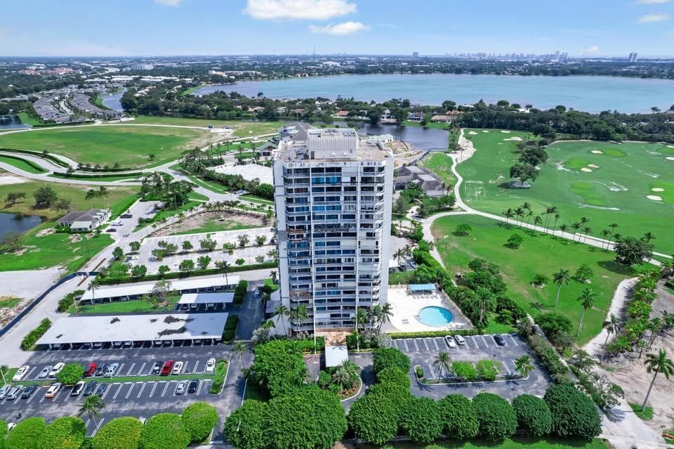 2400 Presidential Way 1206, West Palm Beach, FL 33401 — photo 1 of 39