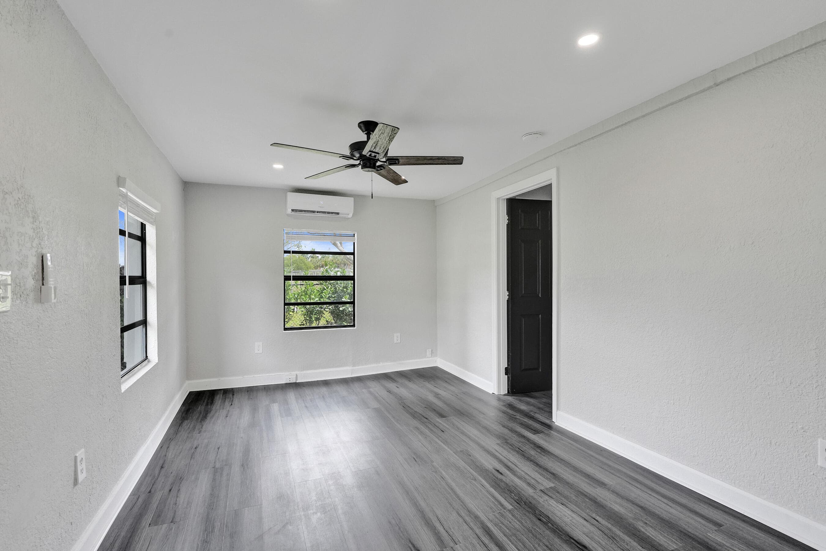 234 NE 14th Avenue #1, Pompano Beach, FL 33060 — photo 6 of 31