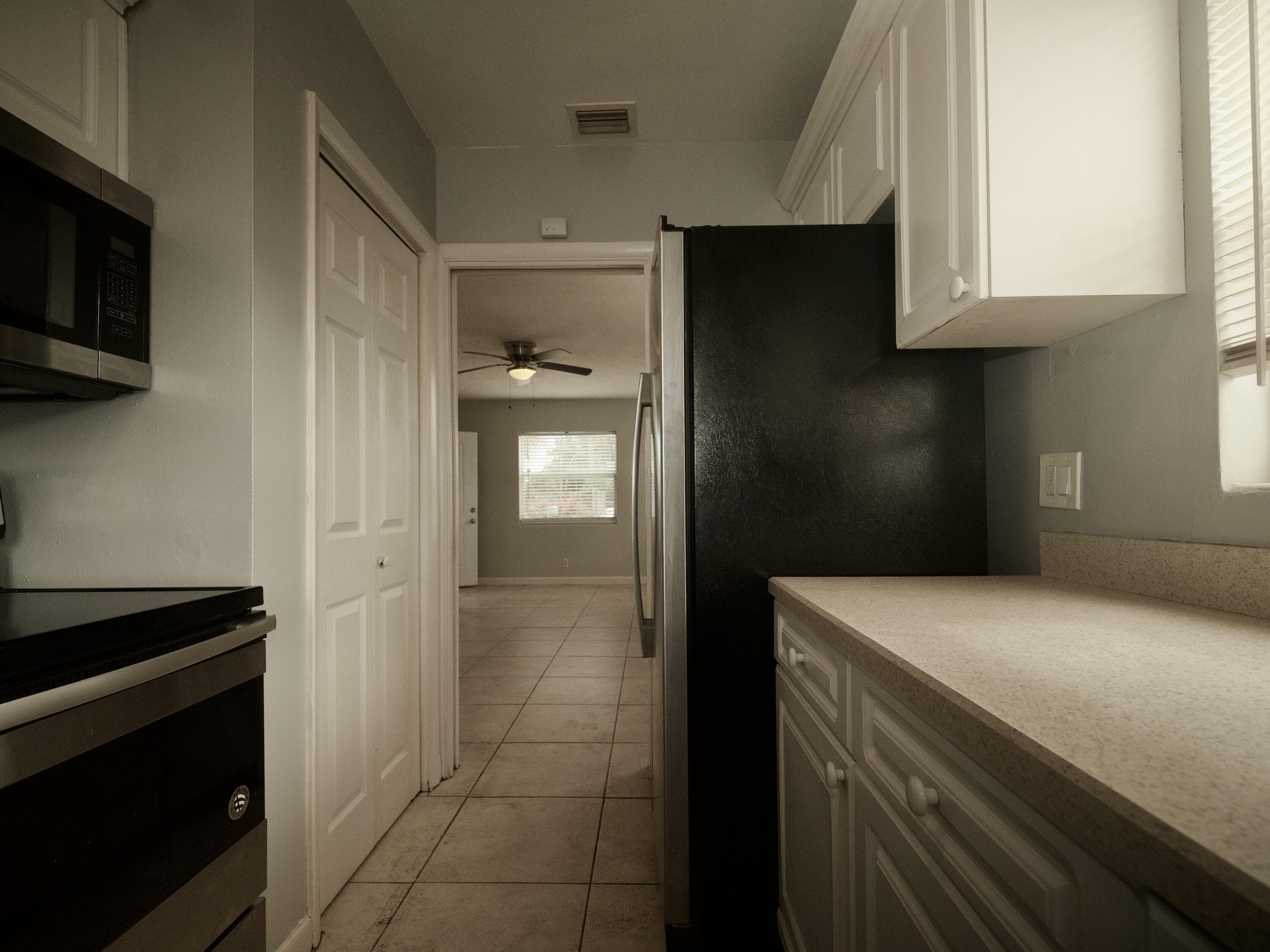 158 W 25th Street, Riviera Beach, FL 33404 — photo 5 of 24