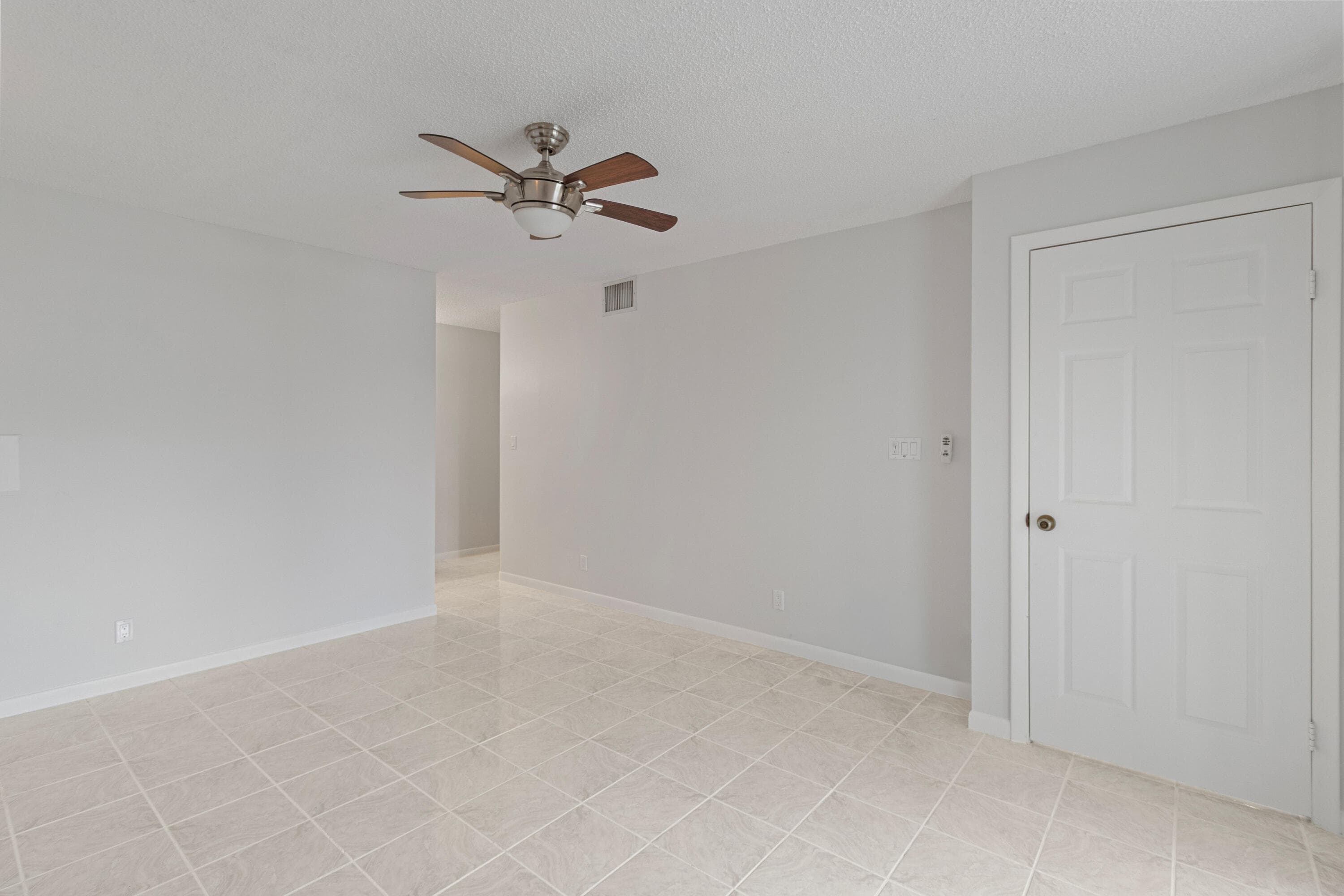 8641 W Boca Glades Blvd Boulevard W B, Boca Raton, FL 33434 — photo 21 of 31