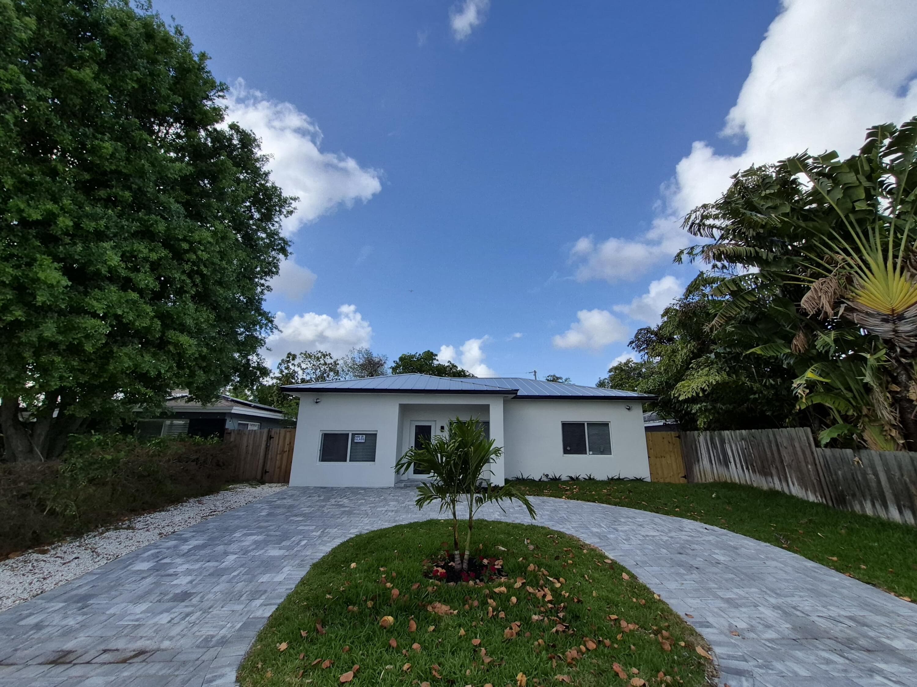 111 NE 45 Street, Oakland Park, FL 33334 — photo 1 of 13