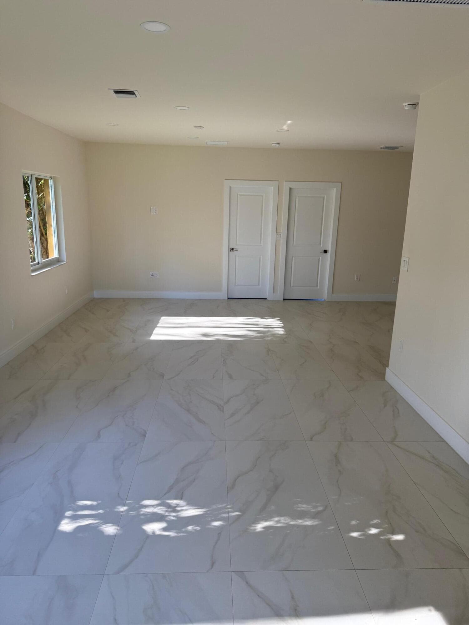 2999 NW 9th Street, Fort Lauderdale, FL 33311 — photo 3 of 12