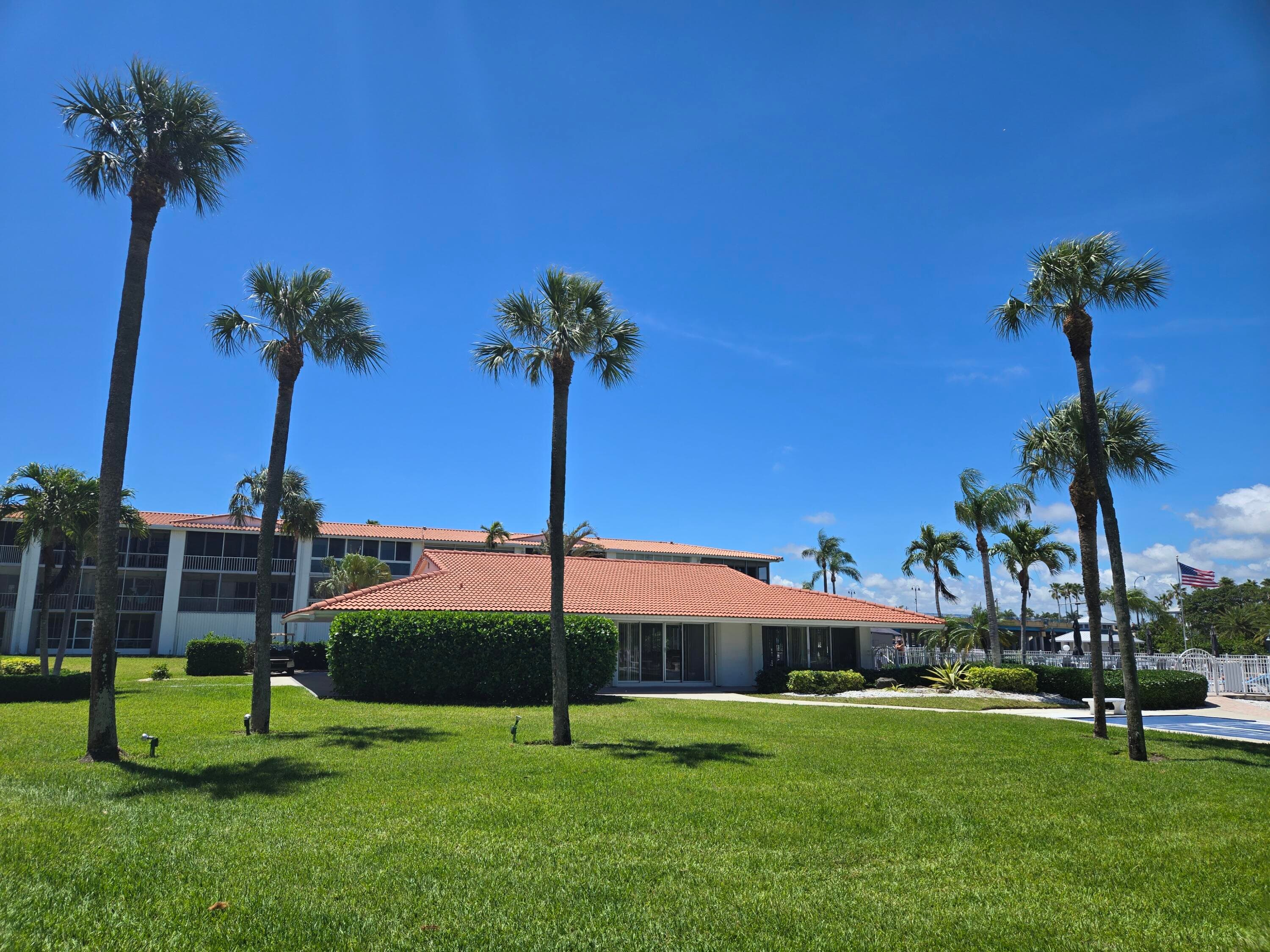105 NE 19th Avenue 260, Deerfield Beach, FL 33441 — photo 52 of 62