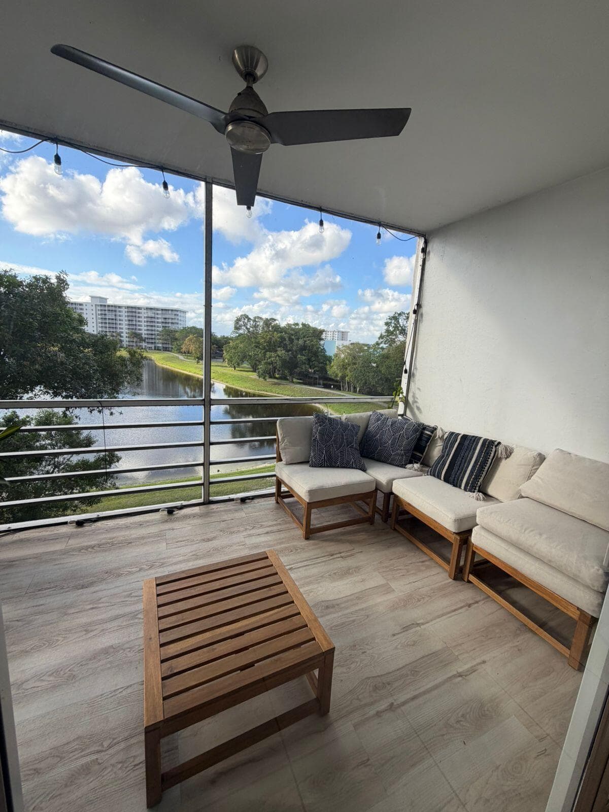 2751 N Palm Aire Drive 402, Pompano Beach, FL 33069 — photo 46 of 48