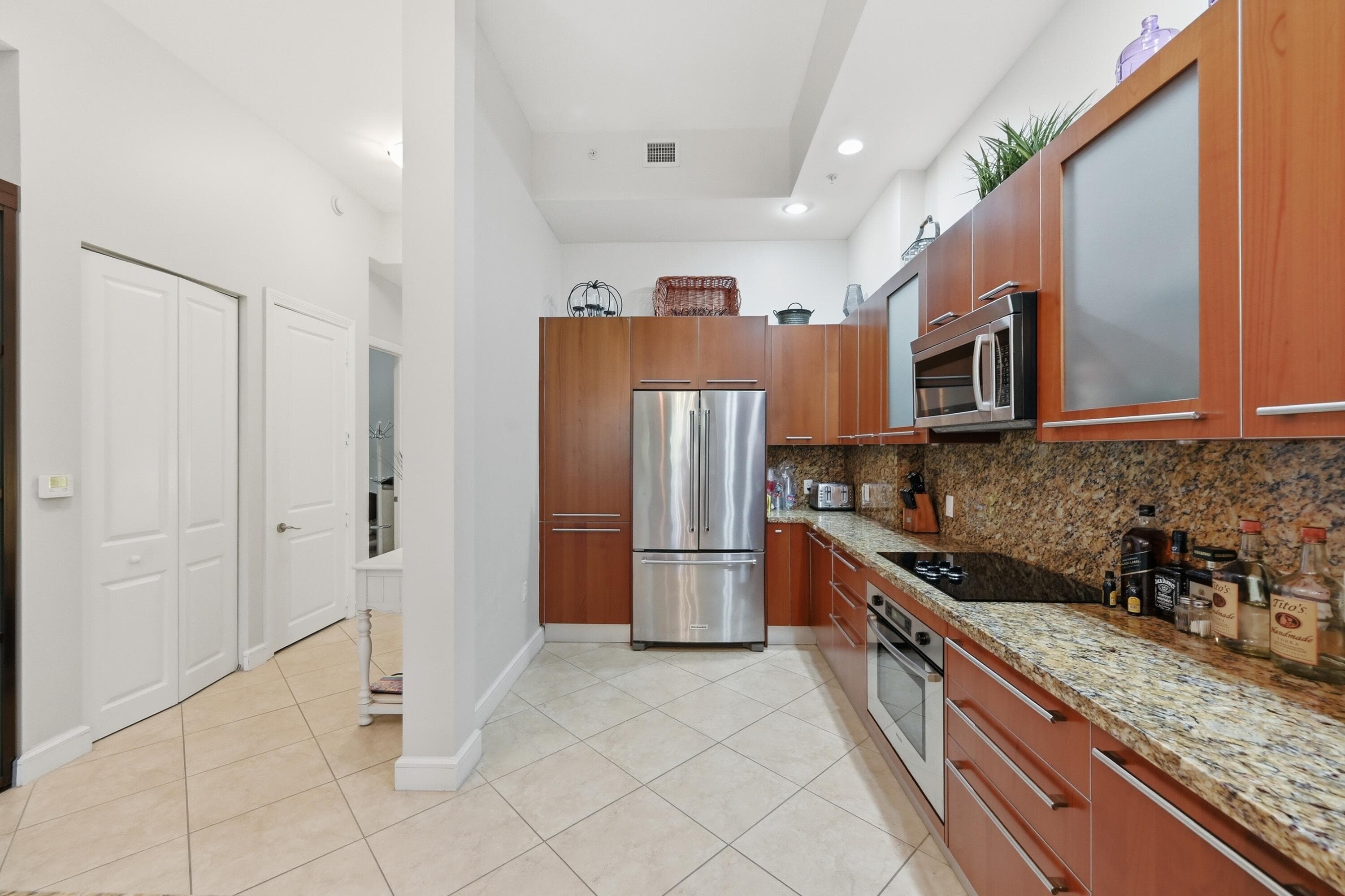 4445 El Mar Drive 2414, Lauderdale-By-The-Sea, FL 33308 — photo 10 of 44