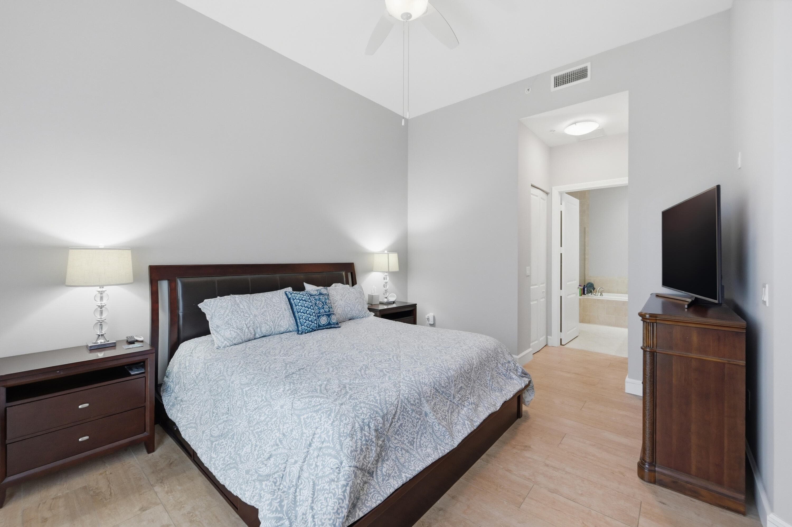 4445 El Mar Drive 2414, Lauderdale-By-The-Sea, FL 33308 — photo 19 of 44