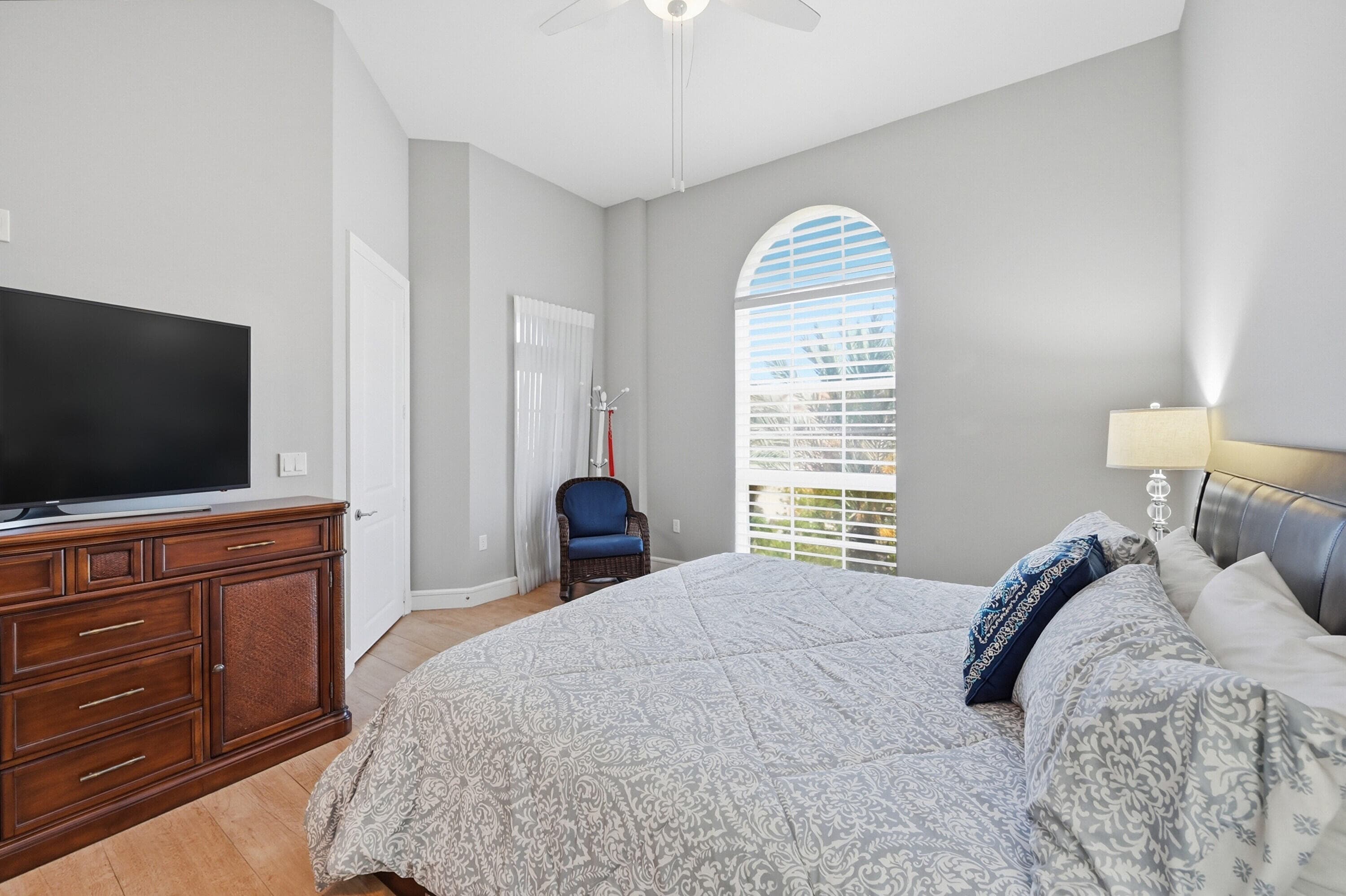 4445 El Mar Drive 2414, Lauderdale-By-The-Sea, FL 33308 — photo 18 of 44