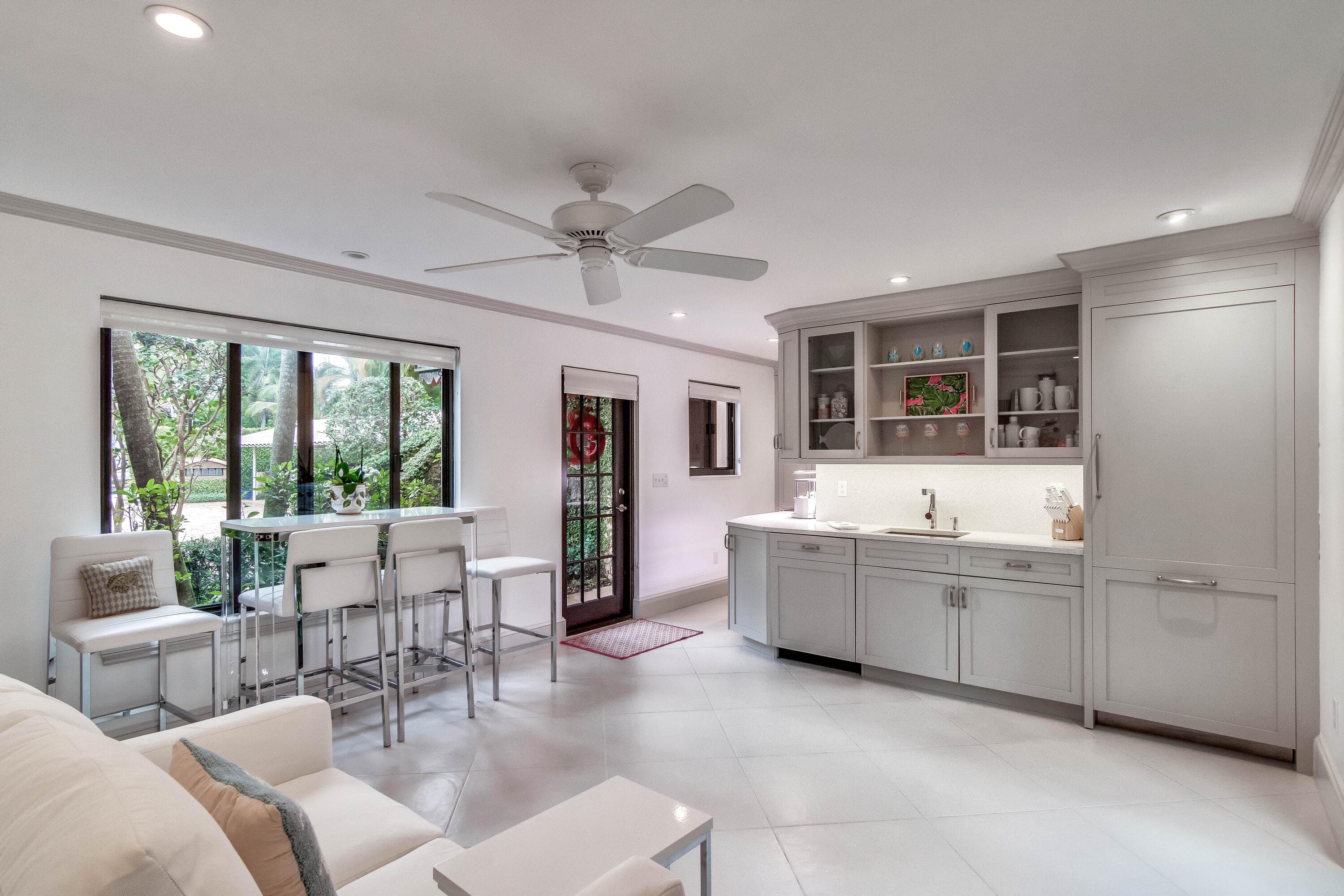 226 Chilean Avenue 4, Palm Beach, FL 33480 — photo 4 of 19