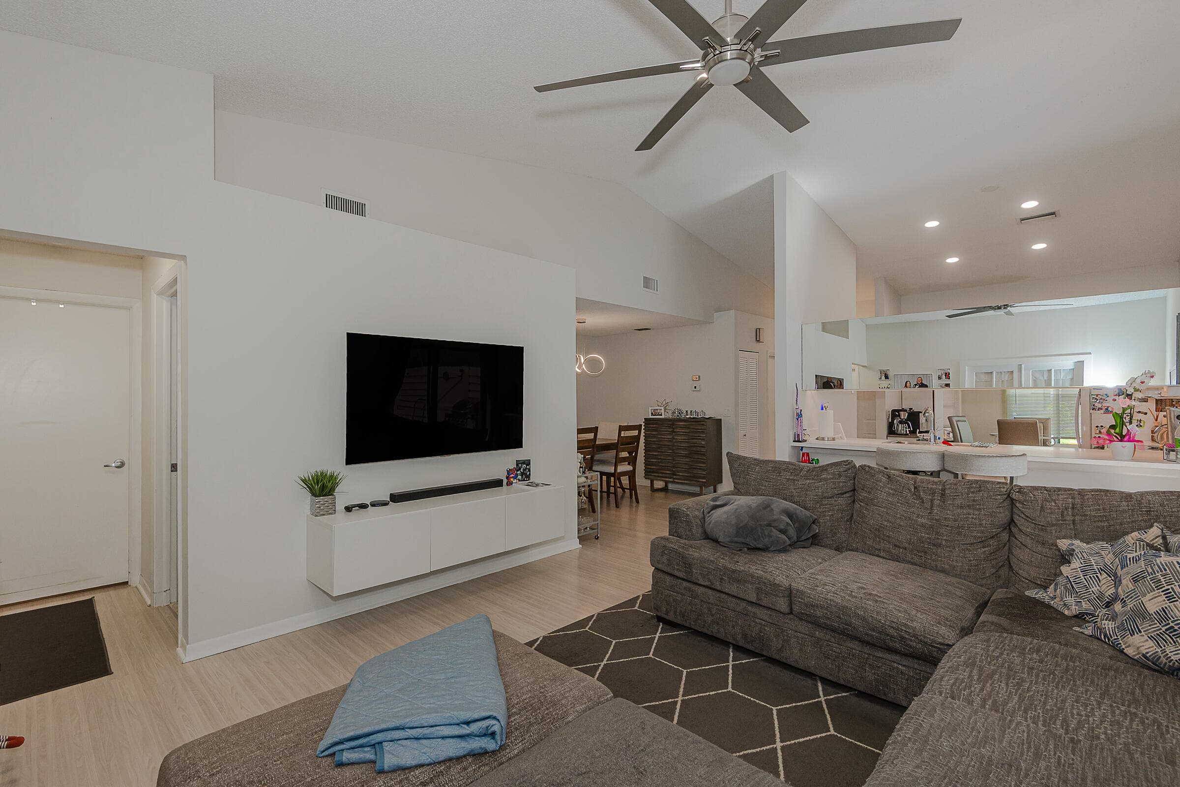 4 Verwood Way, Boynton Beach, FL 33426 — photo 16 of 28