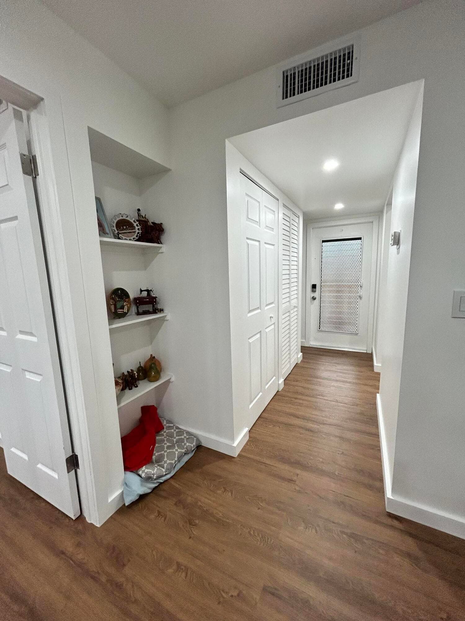 6750 Royal Palm Boulevard 310e, Margate, FL 33063 — photo 4 of 30