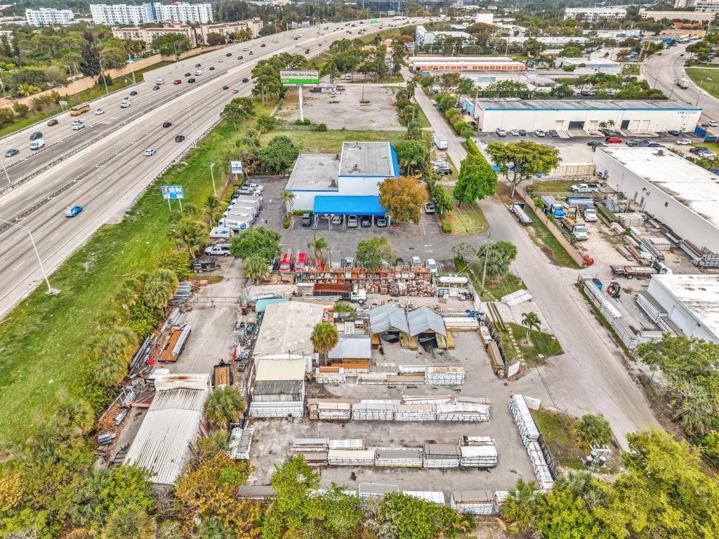 1150 SW 10th Avenue, Pompano Beach, FL 33069 — photo 16 of 65