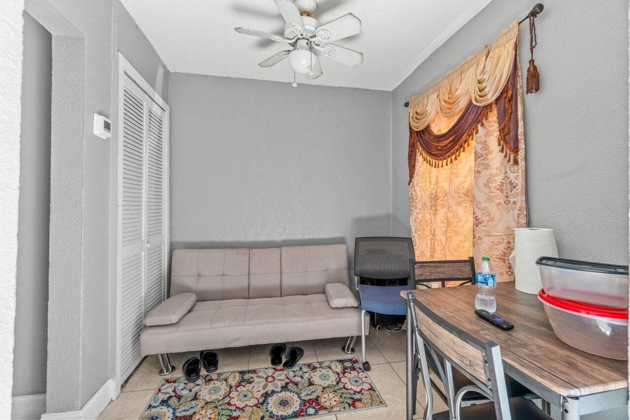 320 Swain Boulevard, Greenacres, FL 33463 — photo 10 of 32