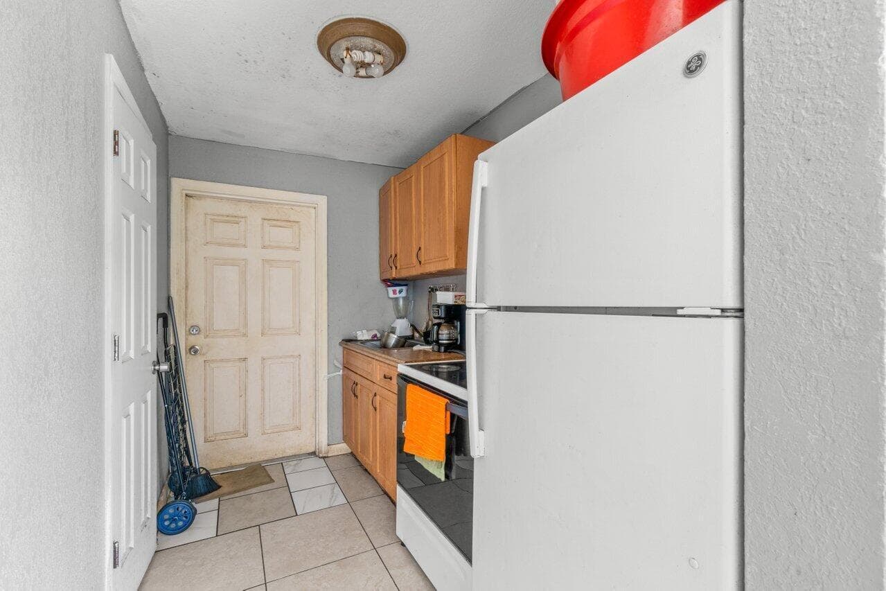 320 Swain Boulevard, Greenacres, FL 33463 — photo 19 of 32