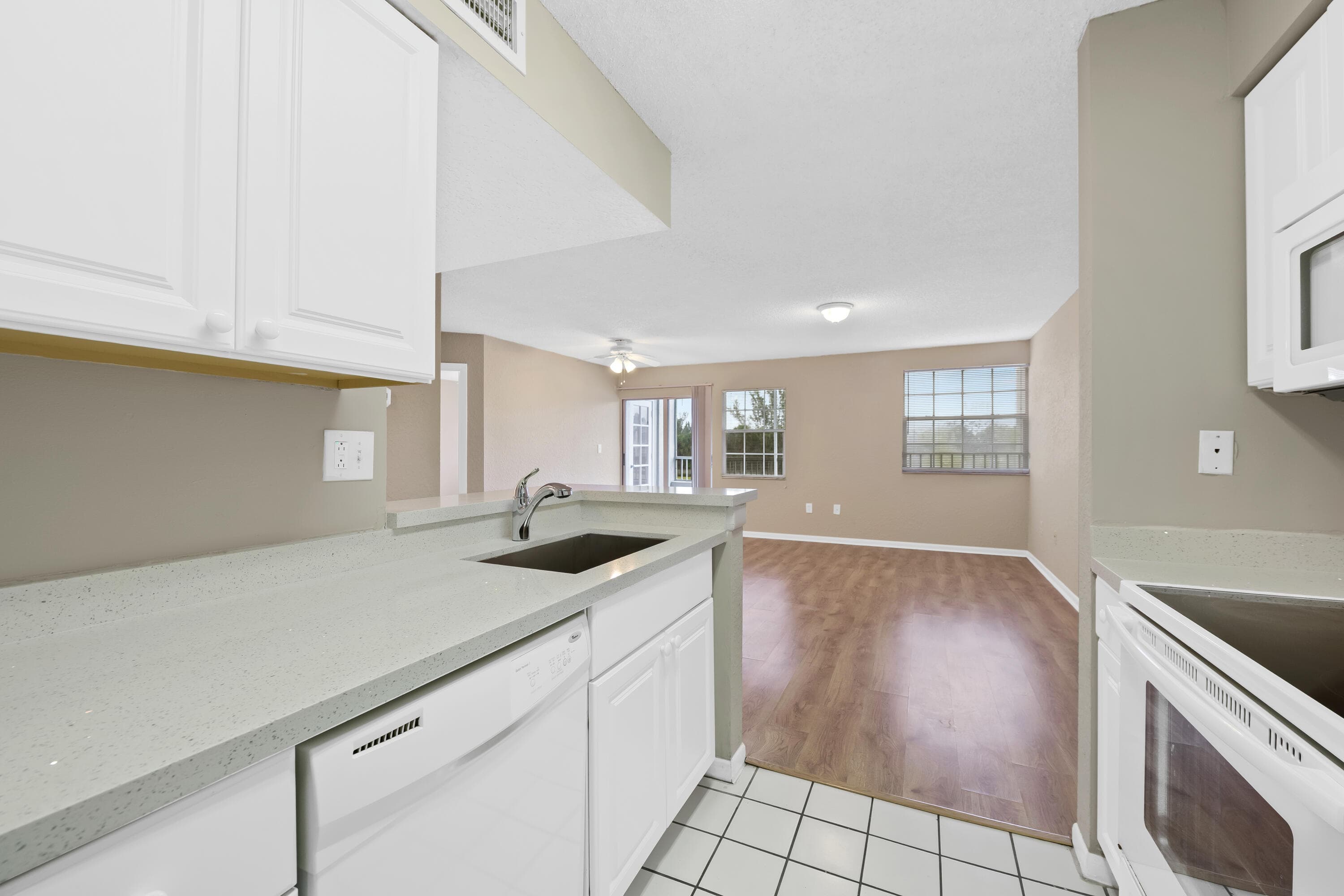 2861 N Oakland Forest Drive 202, Oakland Park, FL 33309 — photo 4 of 27
