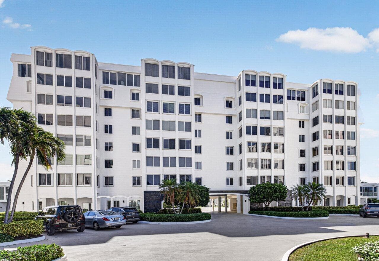 2000 S Ocean Boulevard 403, Delray Beach, FL 33483 — photo 32 of 39