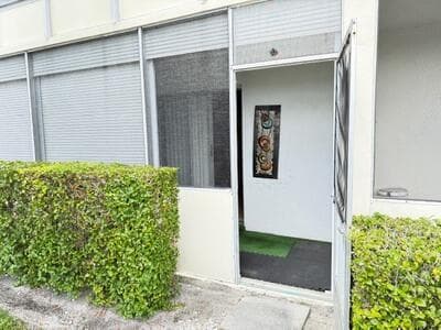 145 Dorchester G 145, West Palm Beach, FL 33417 — photo 17 of 17
