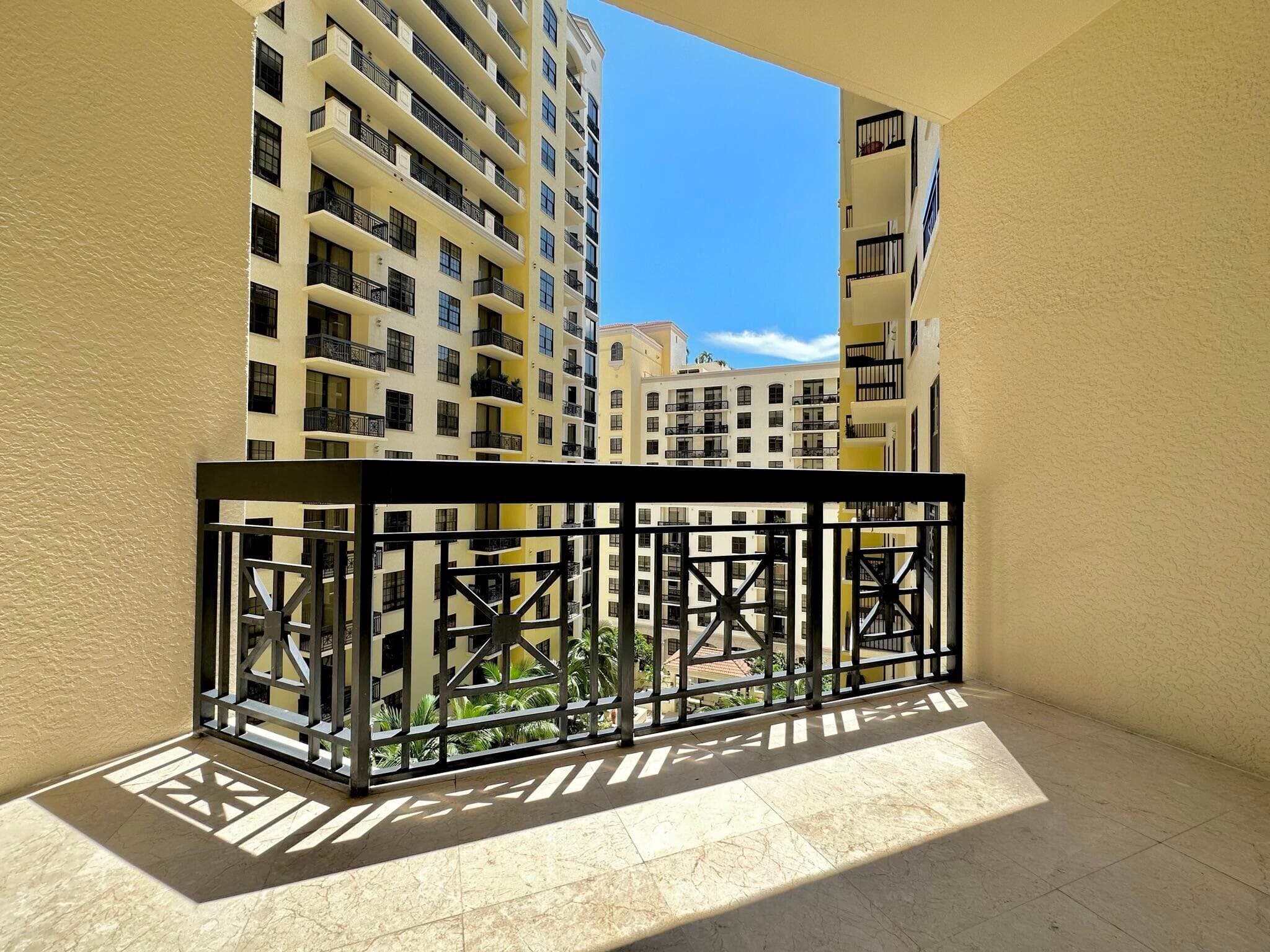 701 S Olive Avenue 1008, West Palm Beach, FL 33401 — photo 13 of 23