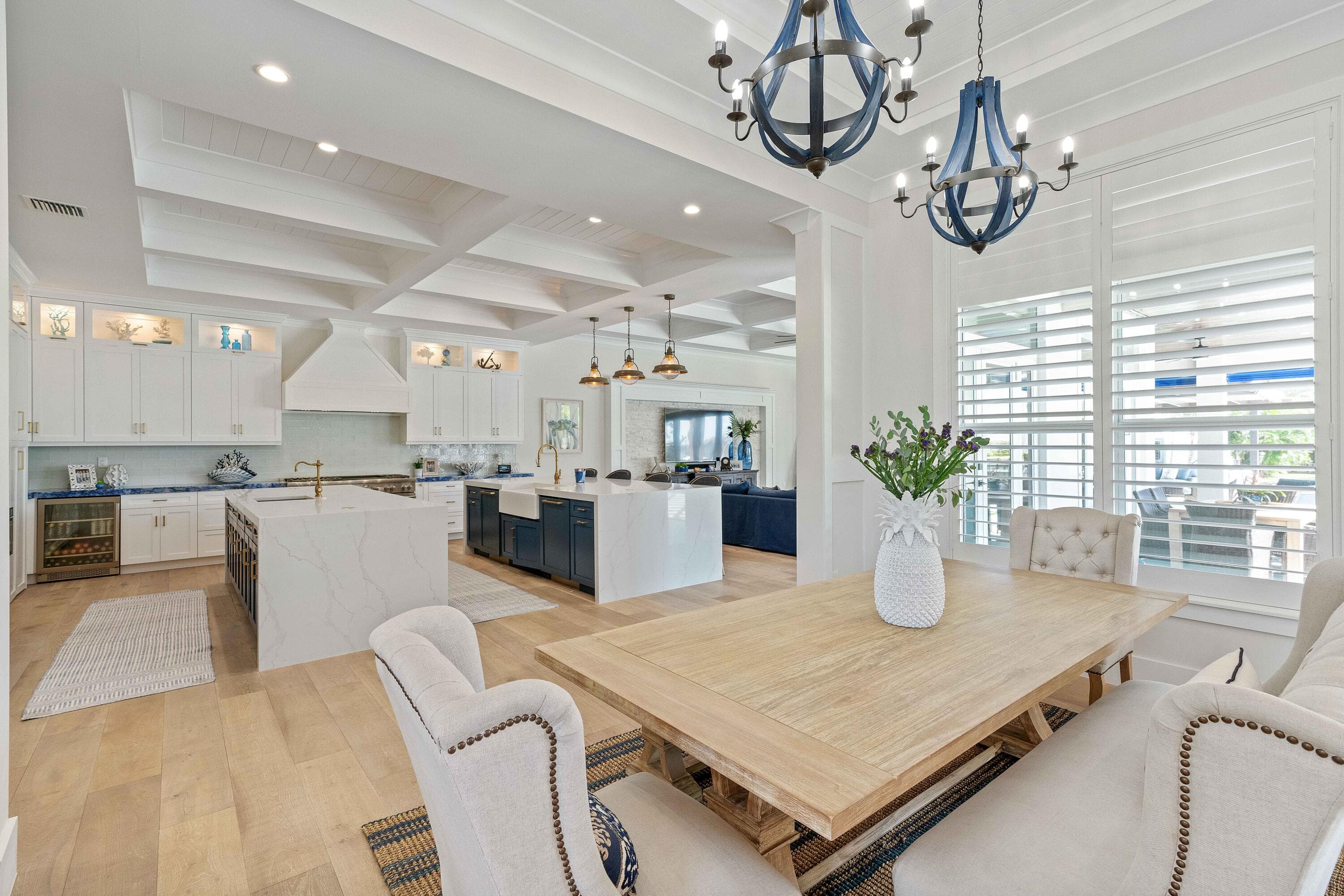 261 Old Jupiter Beach Road, Jupiter, FL 33477 — photo 15 of 97