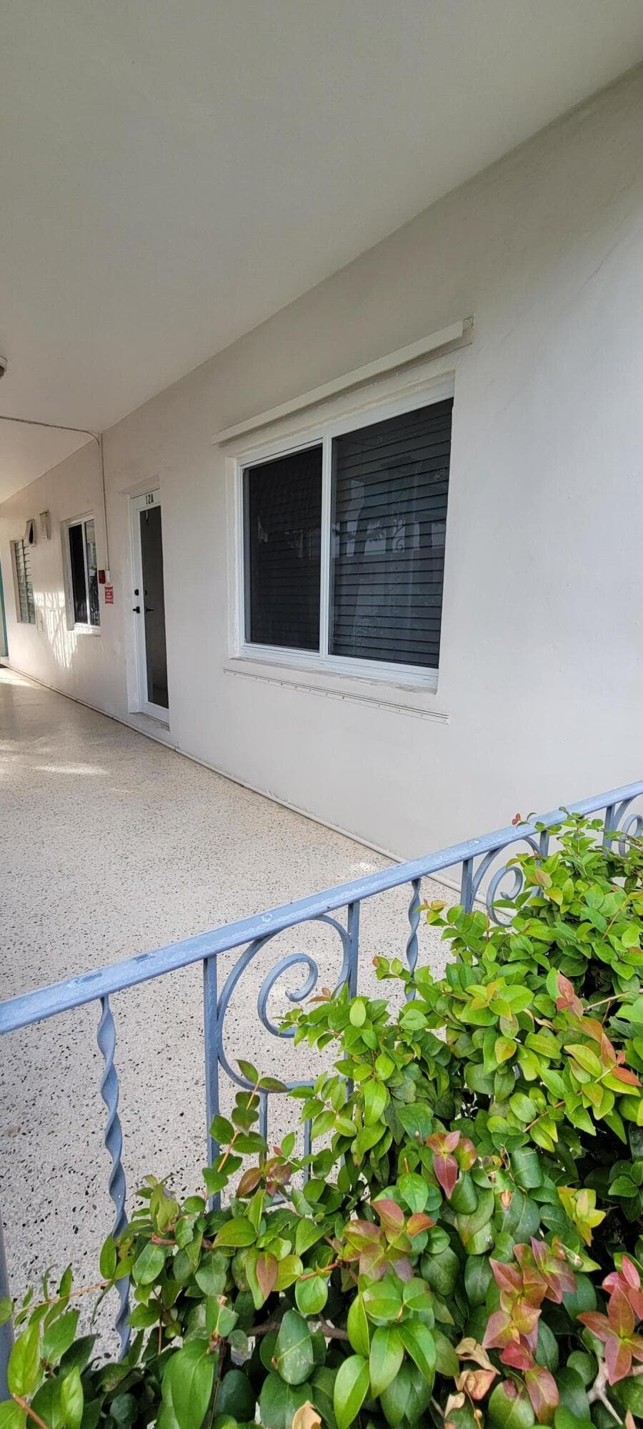 7300 Byron Avenue 12a, Miami Beach, FL 33141 — photo 3 of 20