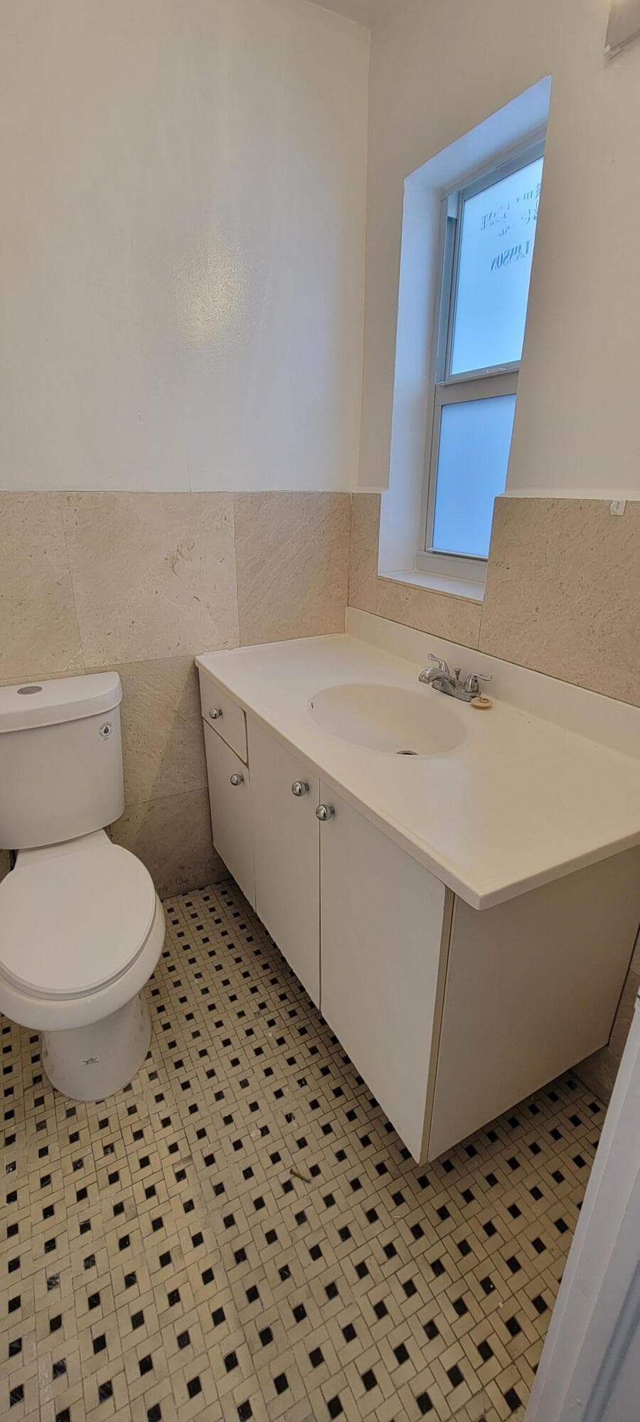 7300 Byron Avenue 12a, Miami Beach, FL 33141 — photo 14 of 20