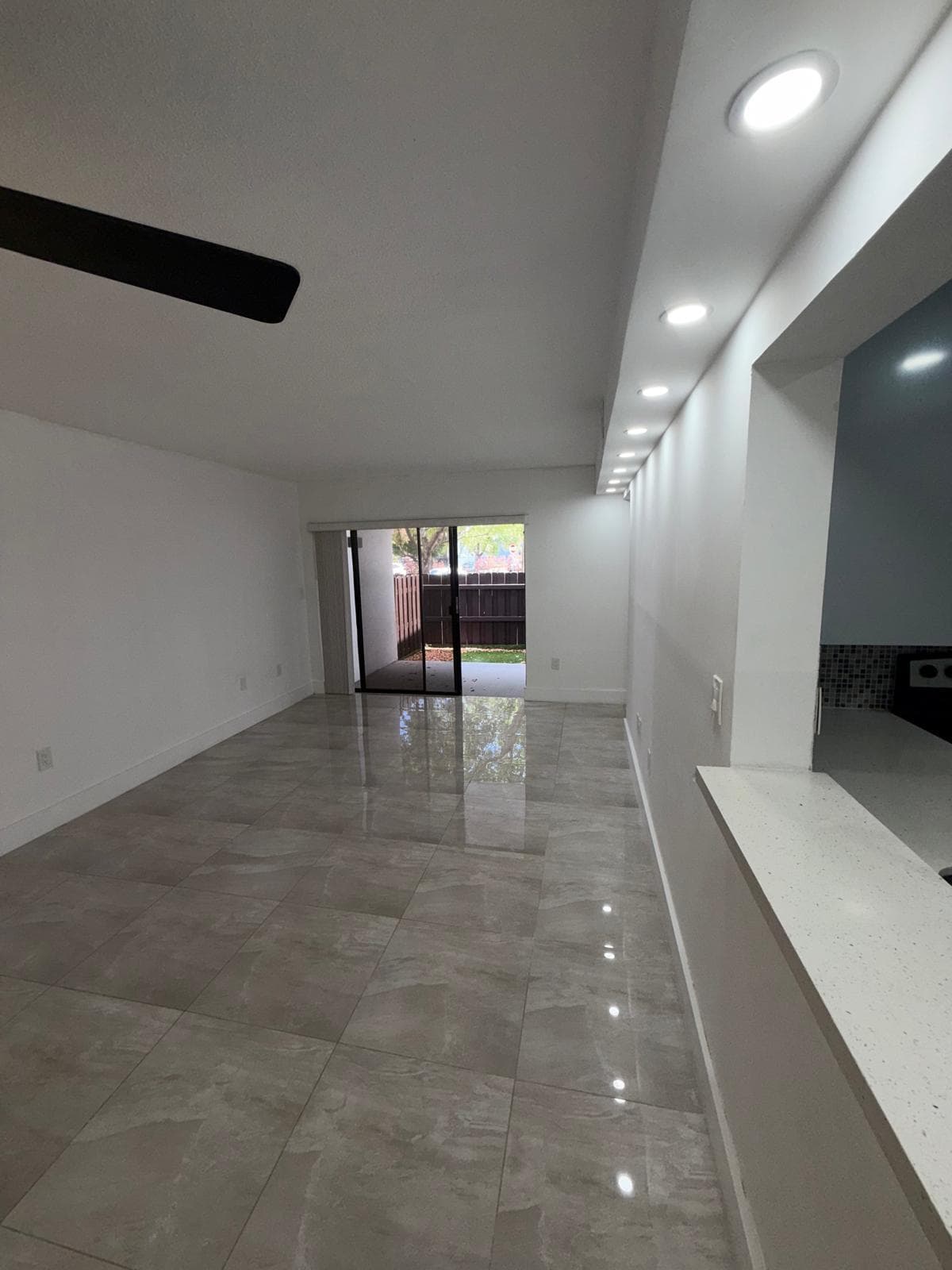 9405 Fontainebleau Boulevard 109, Miami, FL 33172 — photo 4 of 31