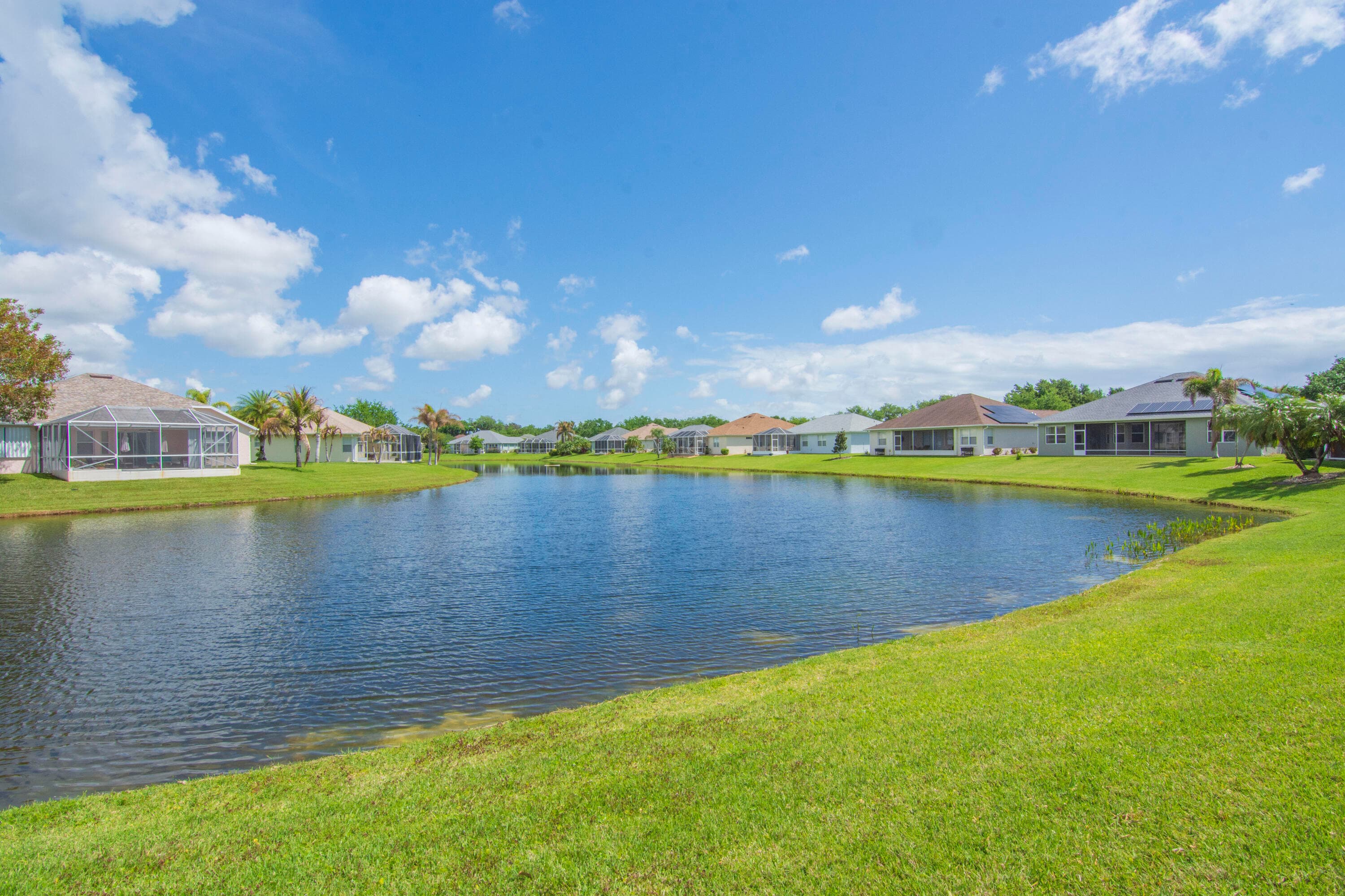 5370 E 1st Square SW, Vero Beach, FL 32968 — photo 6 of 42