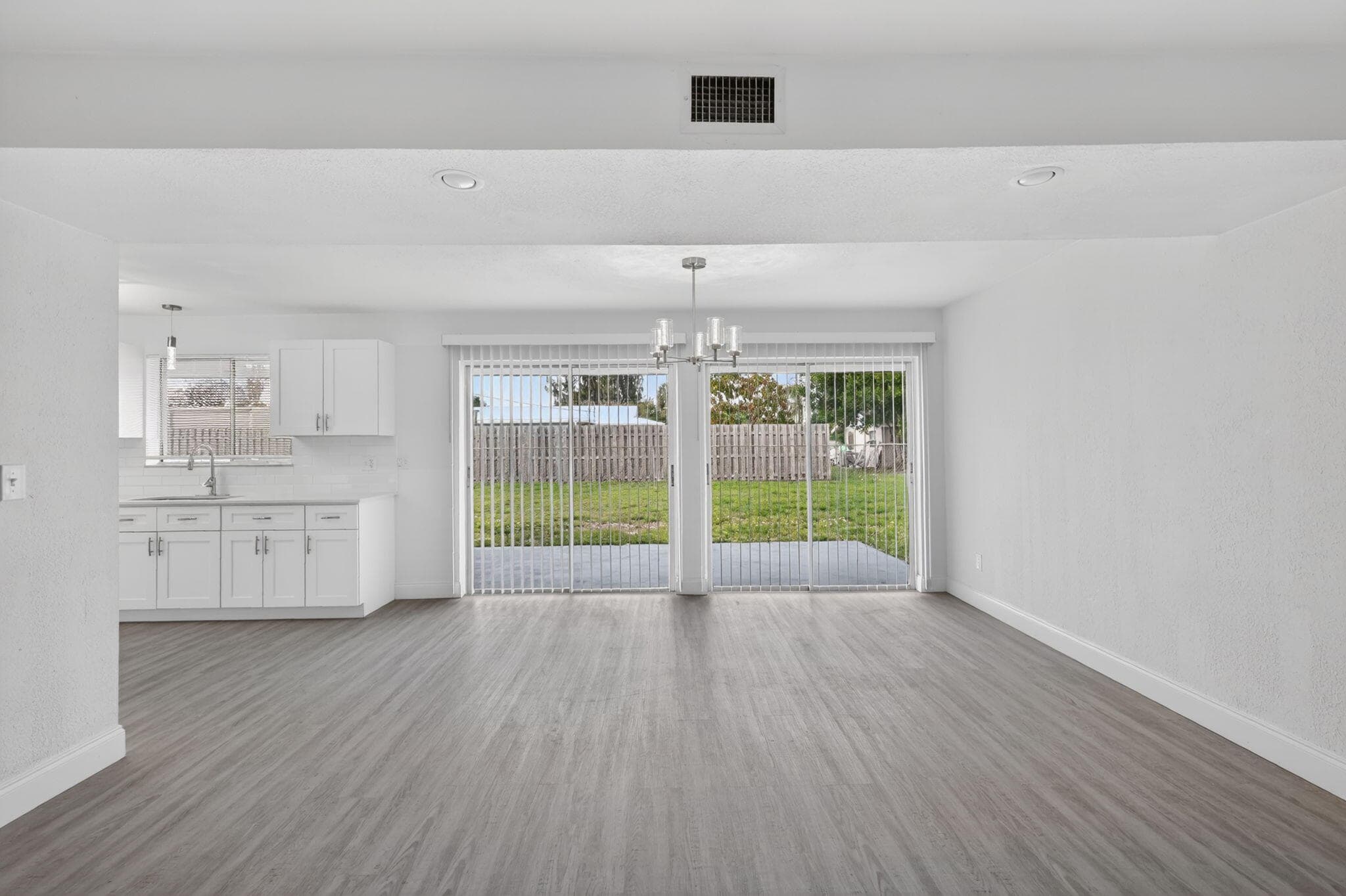 157 SE Calmoso Drive, Port St. Lucie, FL 34983 — photo 7 of 18