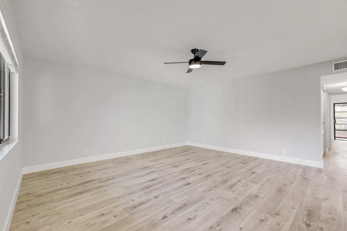 15072 Ashland Place 132, Delray Beach, FL 33484 — photo 9 of 38