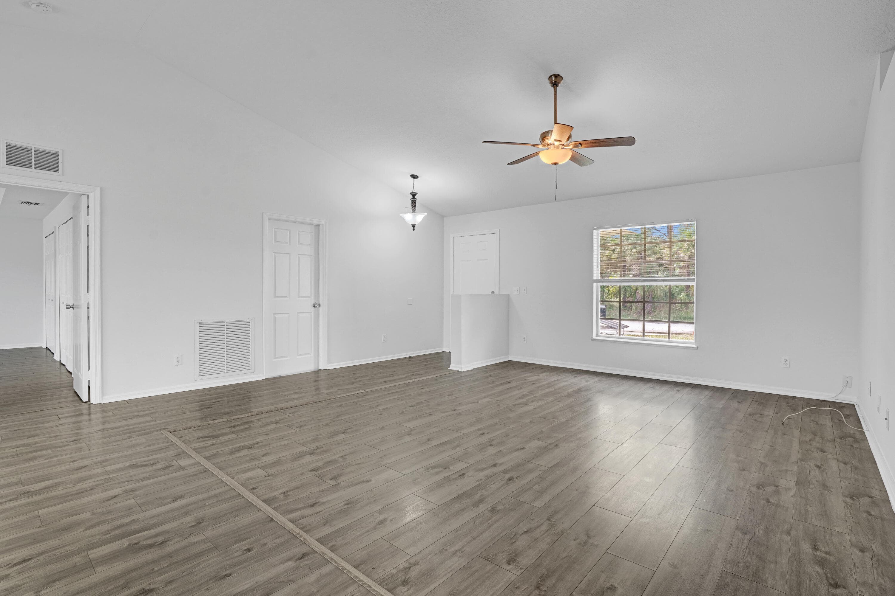 2125 SW Salvatierra Boulevard, Port St. Lucie, FL 34987 — photo 13 of 27
