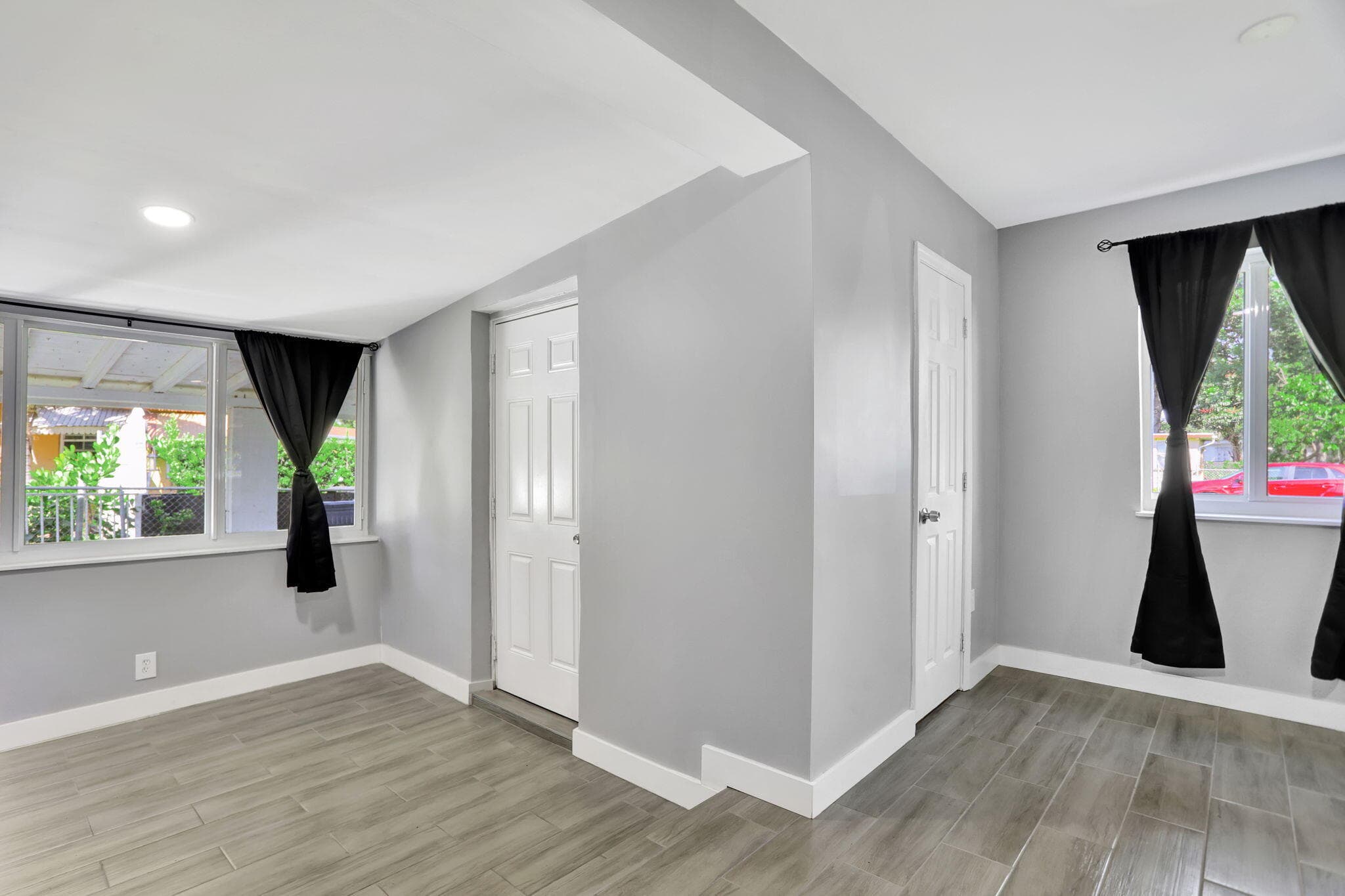 3440 NW 8th Court, Fort Lauderdale, FL 33311 — photo 4 of 33