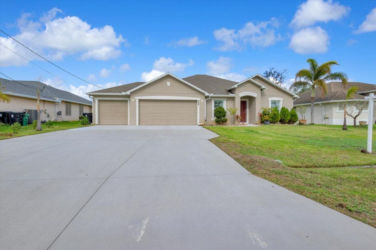 249 SE Whitmore Drive, Port St. Lucie, FL 34984 — photo 10 of 61