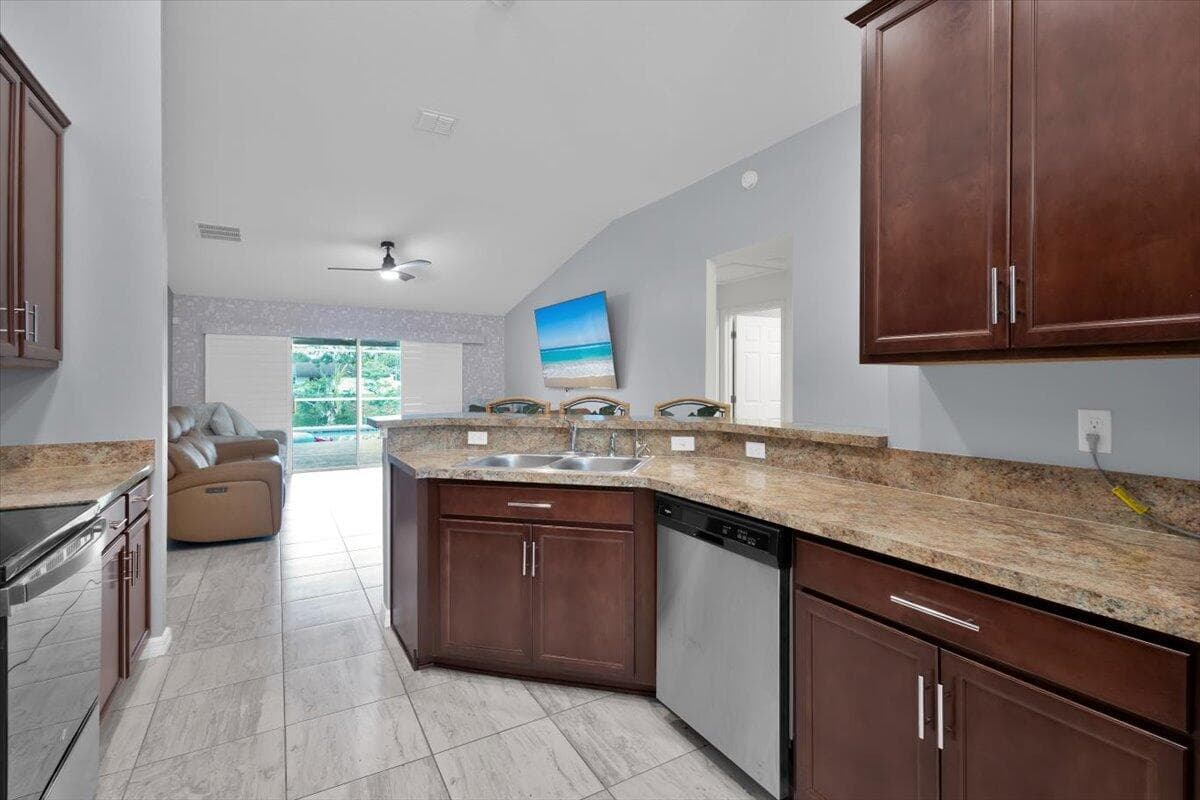249 SE Whitmore Drive, Port St. Lucie, FL 34984 — photo 31 of 61