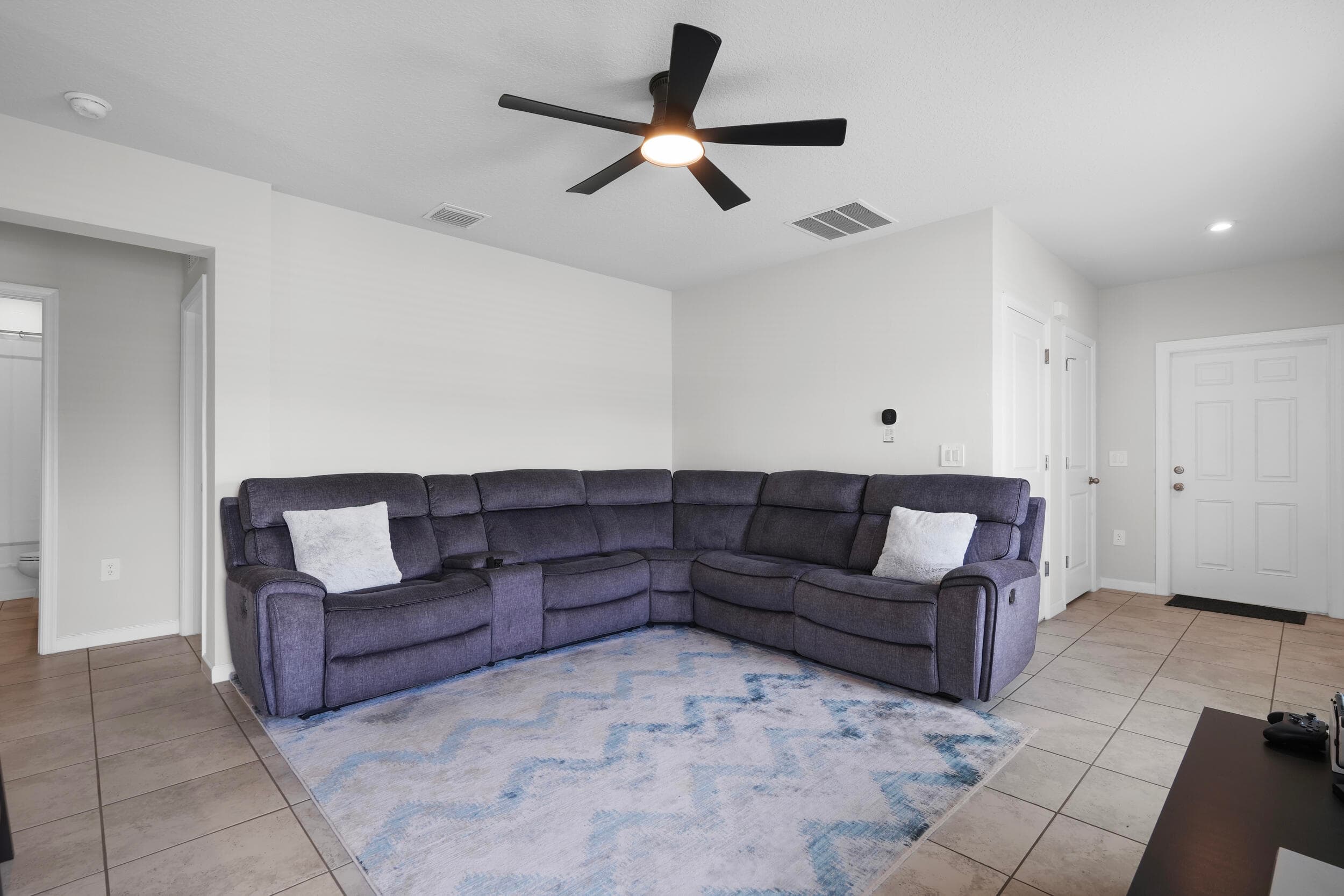 521 Cherimoya Street, Fort Pierce, FL 34981 — photo 14 of 48