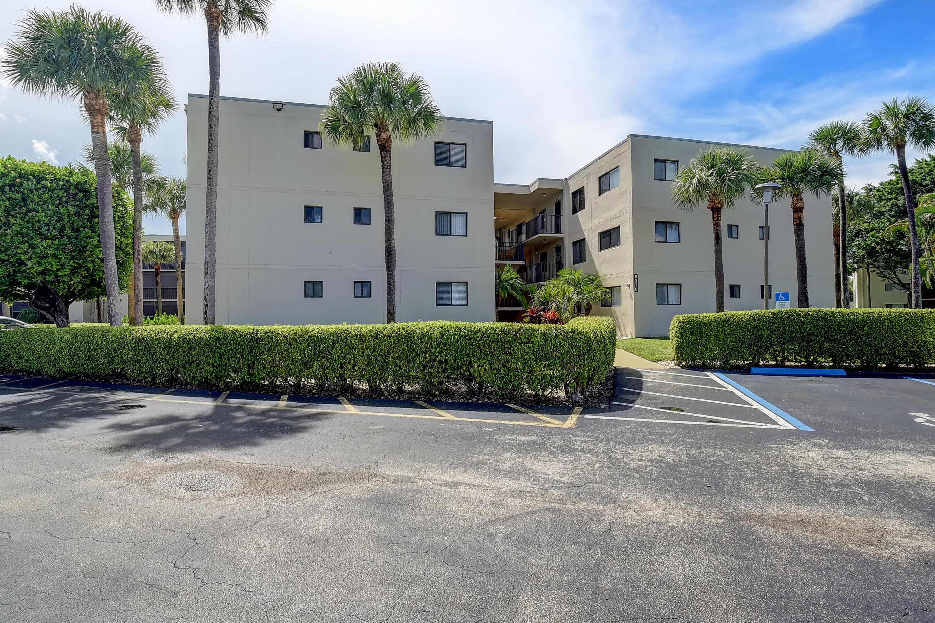 5370 Las Verdes Circle 324, Delray Beach, FL 33484 — photo 3 of 47