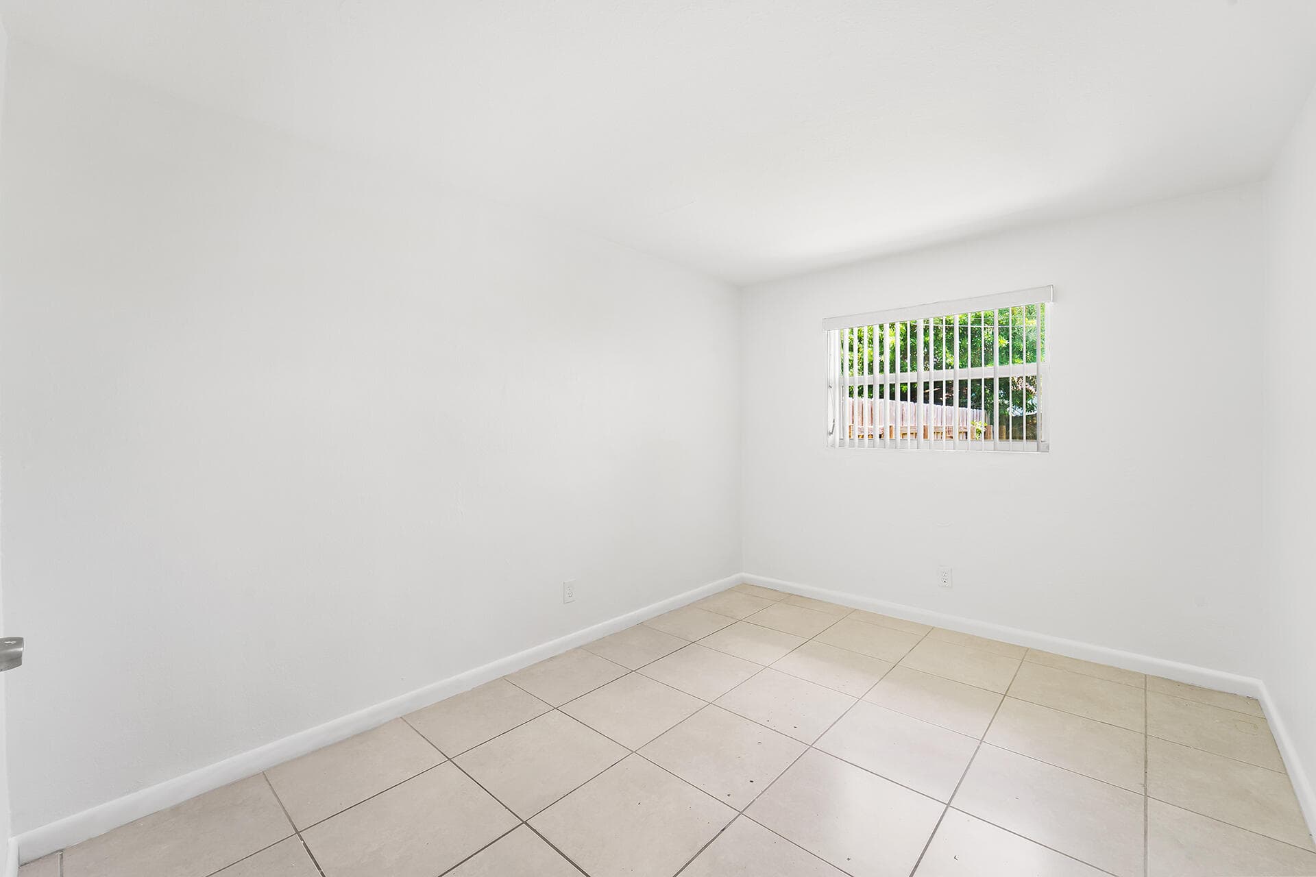 271 NE 57th Court 1-2, Oakland Park, FL 33334 — photo 31 of 33