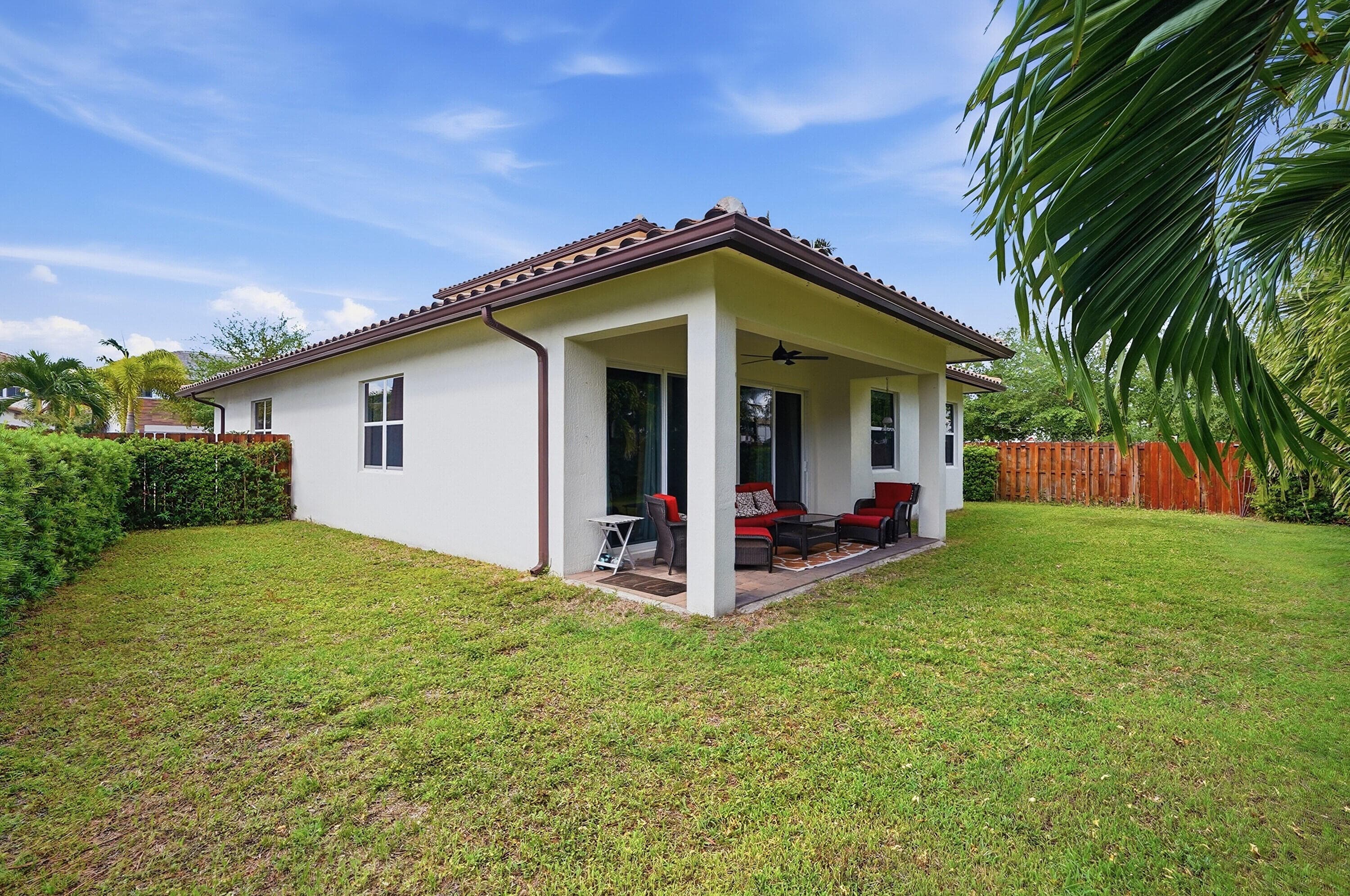15155 SW 176th Lane, Miami, FL 33187 — photo 36 of 57