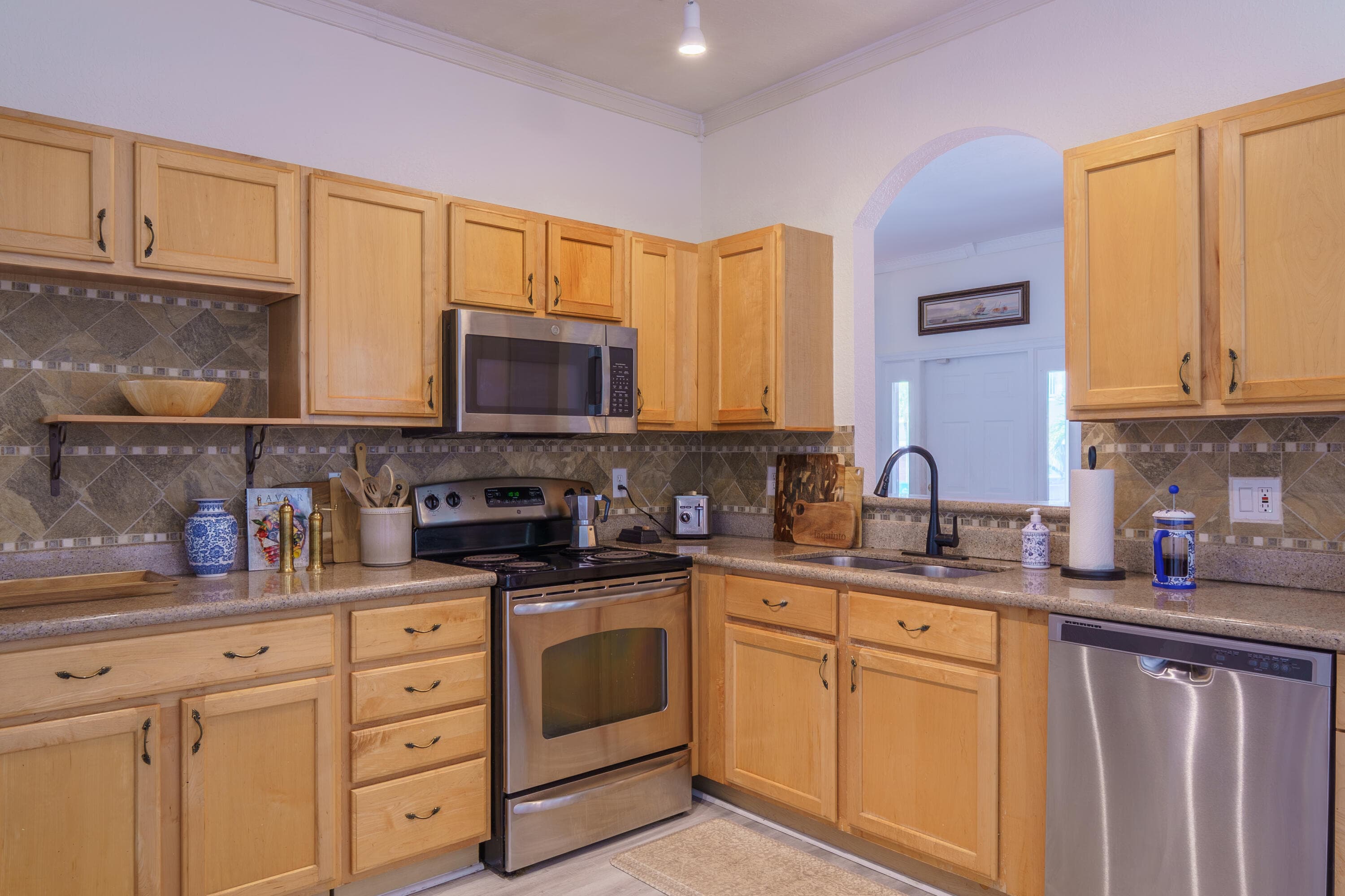 10585 NW 56th Place, Coral Springs, FL 33076 — photo 3 of 24
