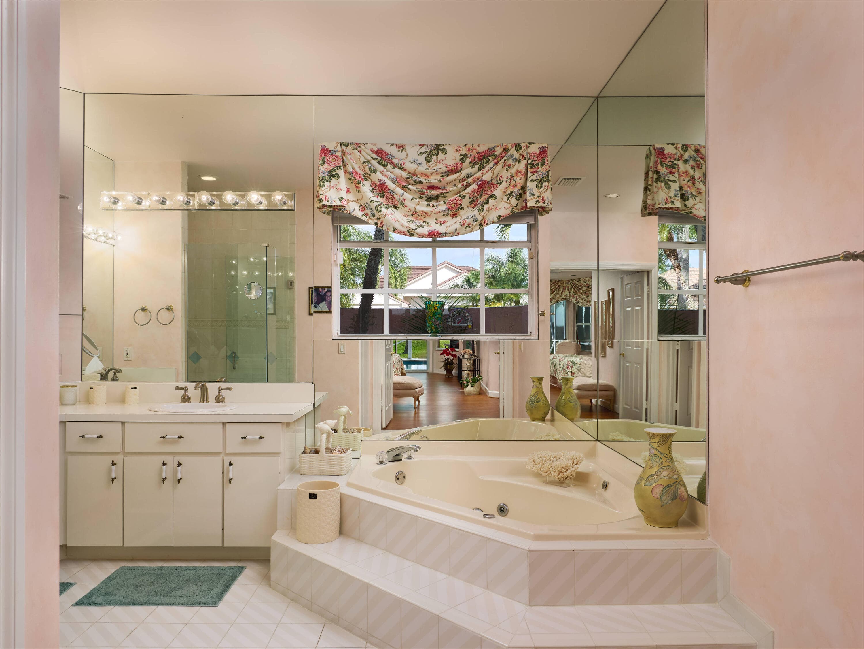 70 Cayman Place, Palm Beach Gardens, FL 33418 — photo 12 of 27